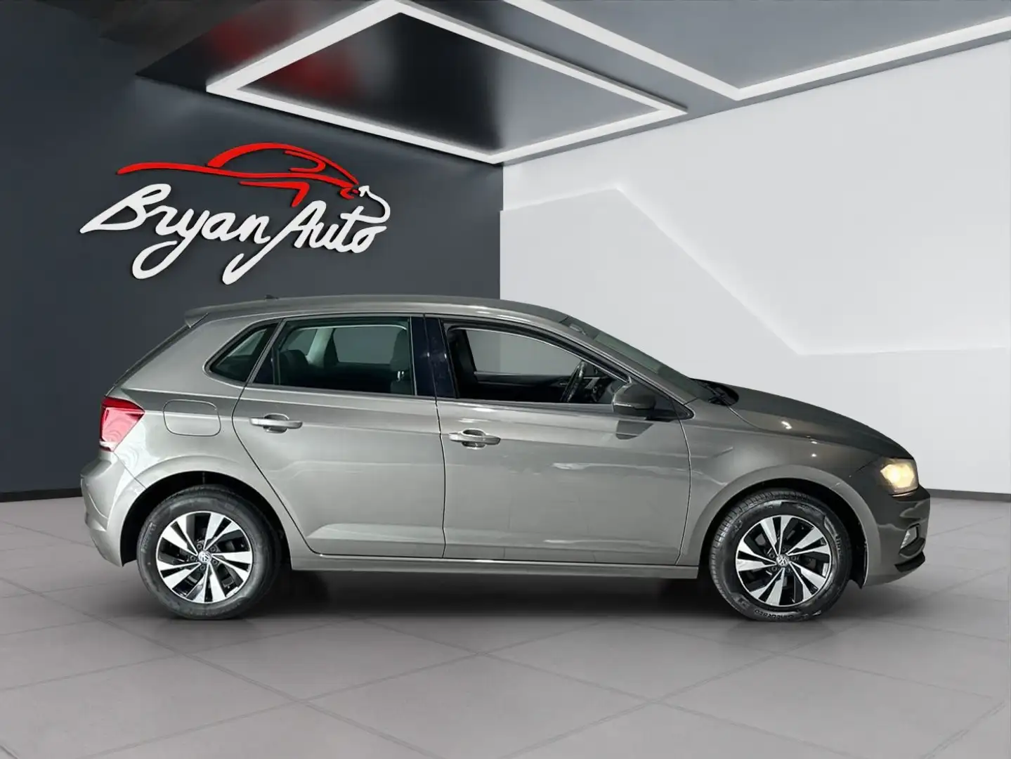 Volkswagen Polo 5p 1.6 tdi Comfortline 80cv - 1