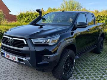 Hilux 2.8 D-4D 4WD Invincible