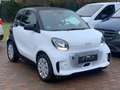 smart forTwo coupe EQ Weiß - thumbnail 1
