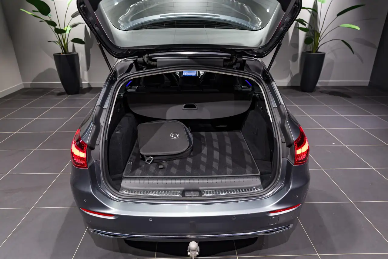 Mercedes-Benz C-Class Estate C e Luxury Line AMBIENT LIGHTNING NAVI, миниатюра 19