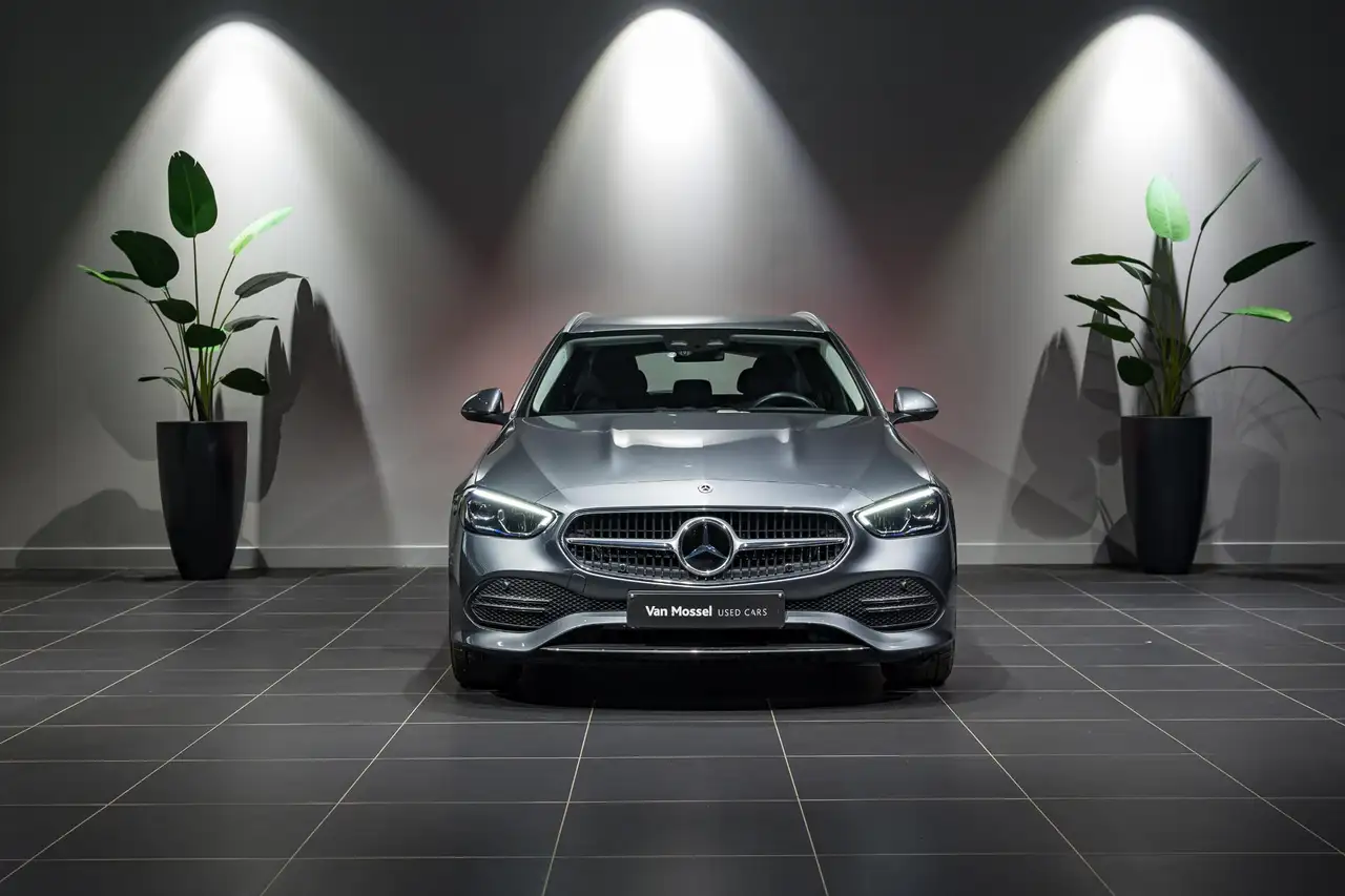 Mercedes-Benz C-Class Estate C e Luxury Line AMBIENT LIGHTNING NAVI, миниатюра 2