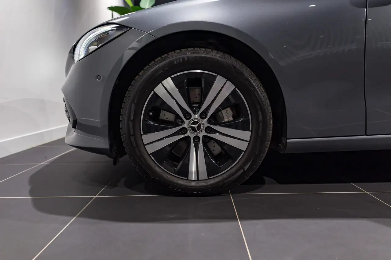 Mercedes-Benz C-Class Estate C e Luxury Line AMBIENT LIGHTNING NAVI, миниатюра 7