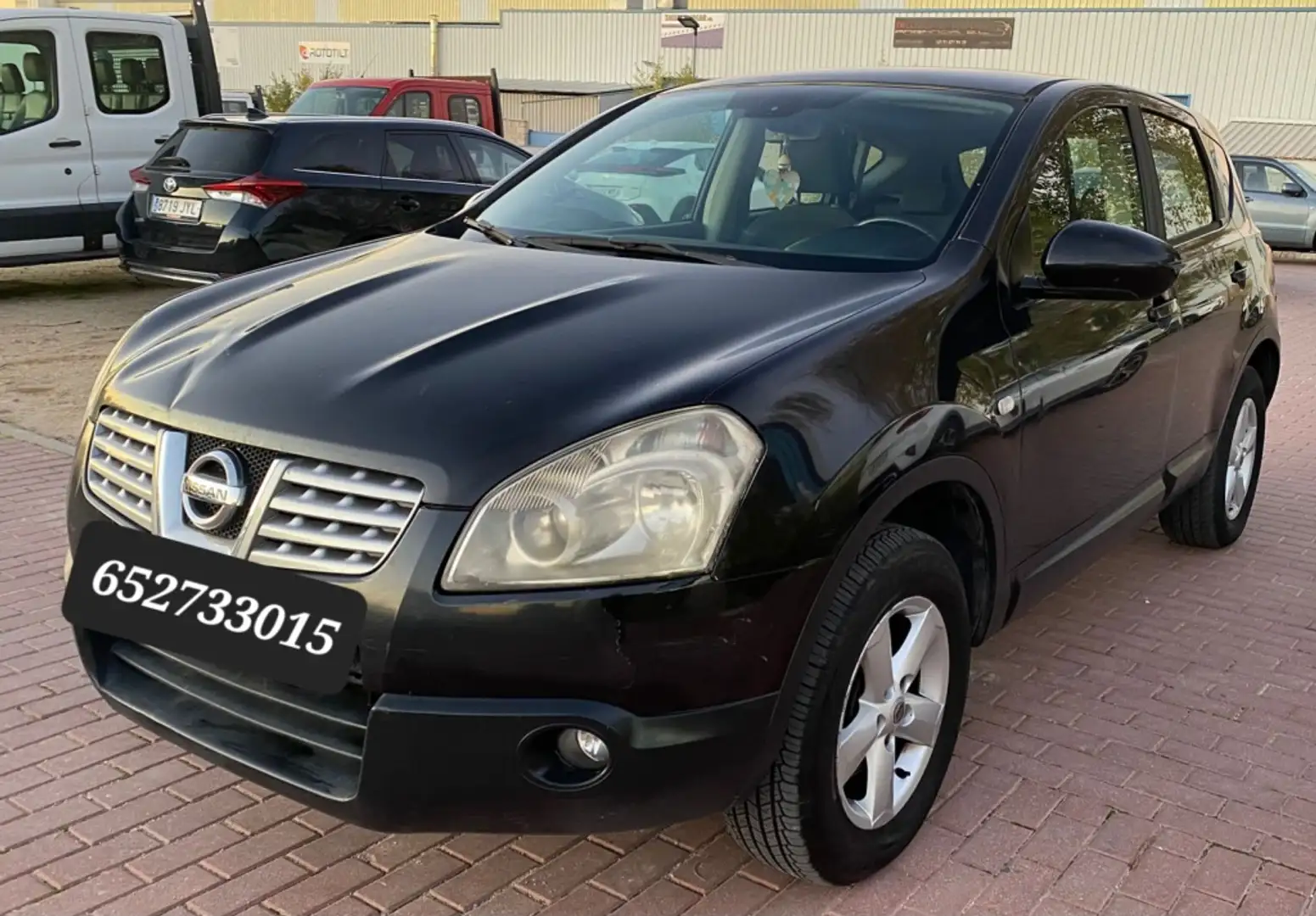 Nissan Qashqai 1.5dCi Tekna Premium 4x2 17´´ Schwarz - 1