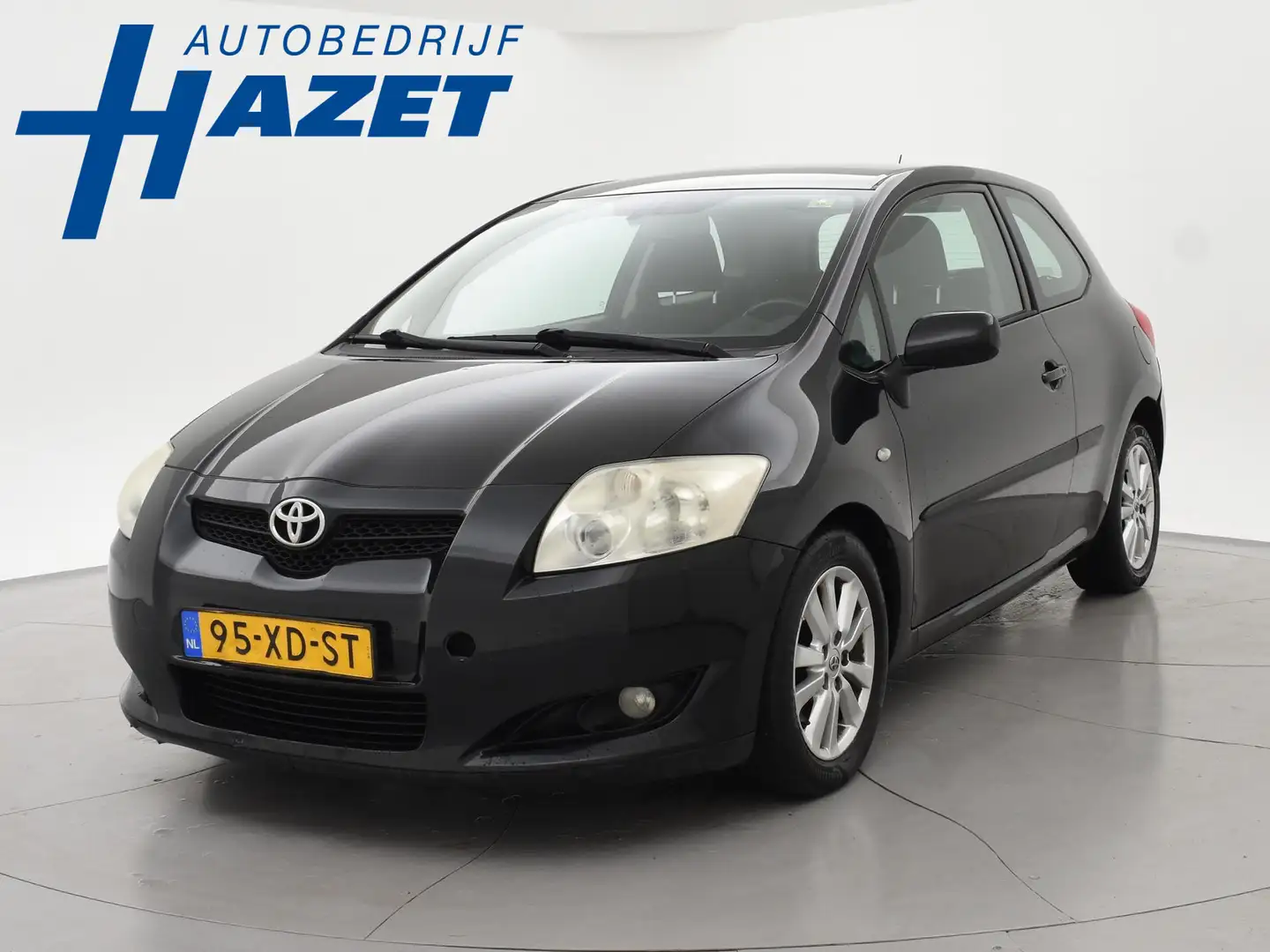 Toyota Auris 2.0 D-4D DIESEL 3-DEURS LUNA + TREKHAAK | CLIMATE Schwarz - 1