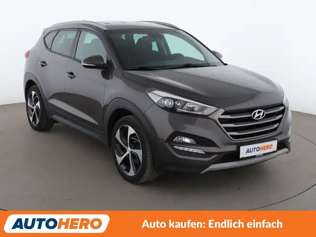 Hyundai Tucson view 8
