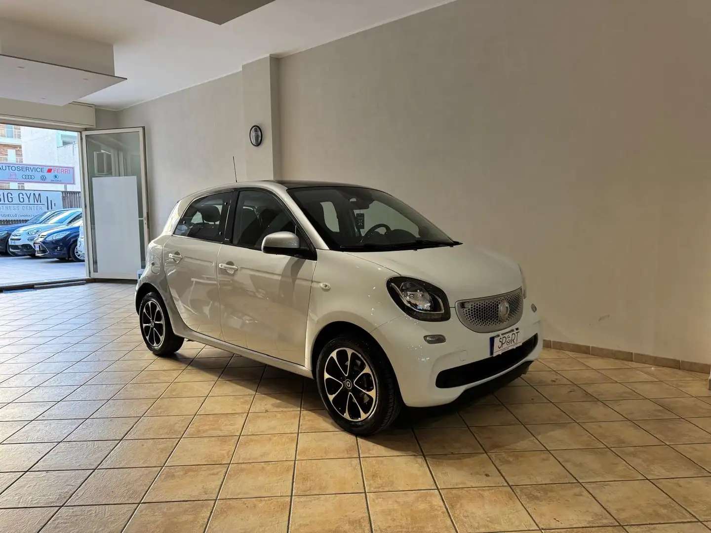smart forFour Forfour 1.0 Perfect 71cv twinamic AUTOMATICA Blanco - 1