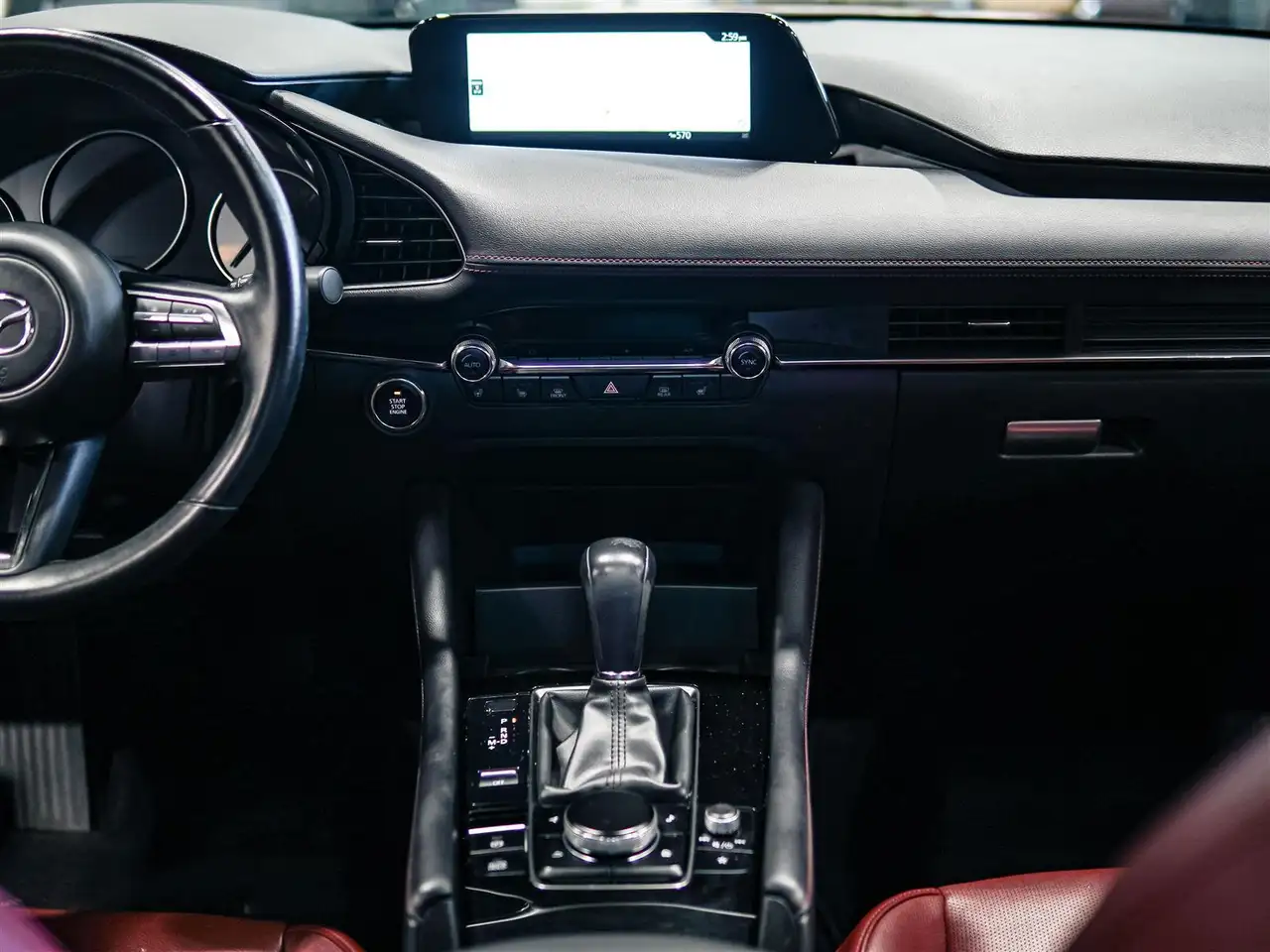 Mazda 3 снимка Mazda 3