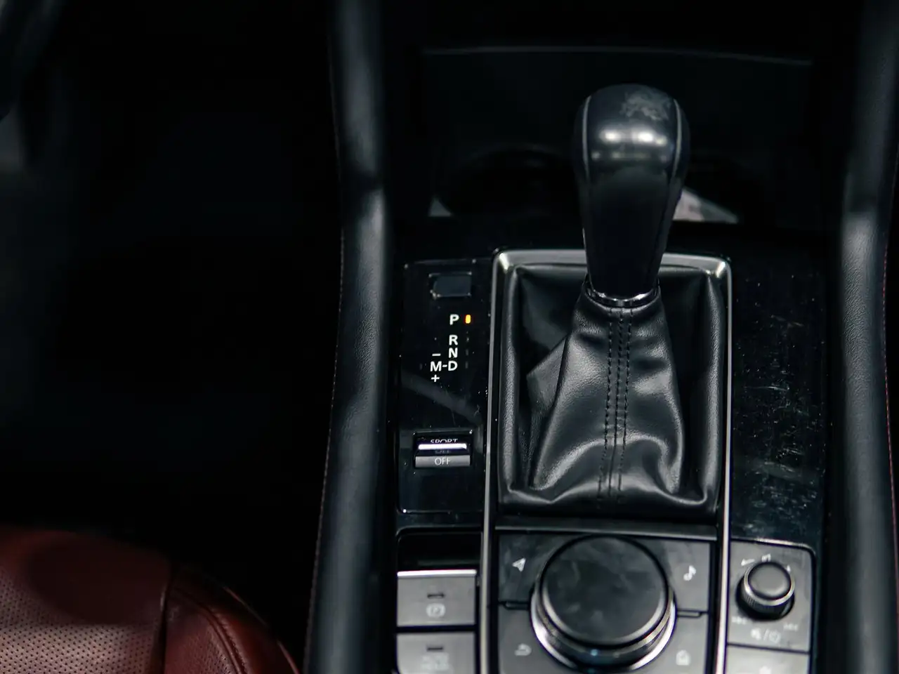 Mazda 3 снимка Mazda 3