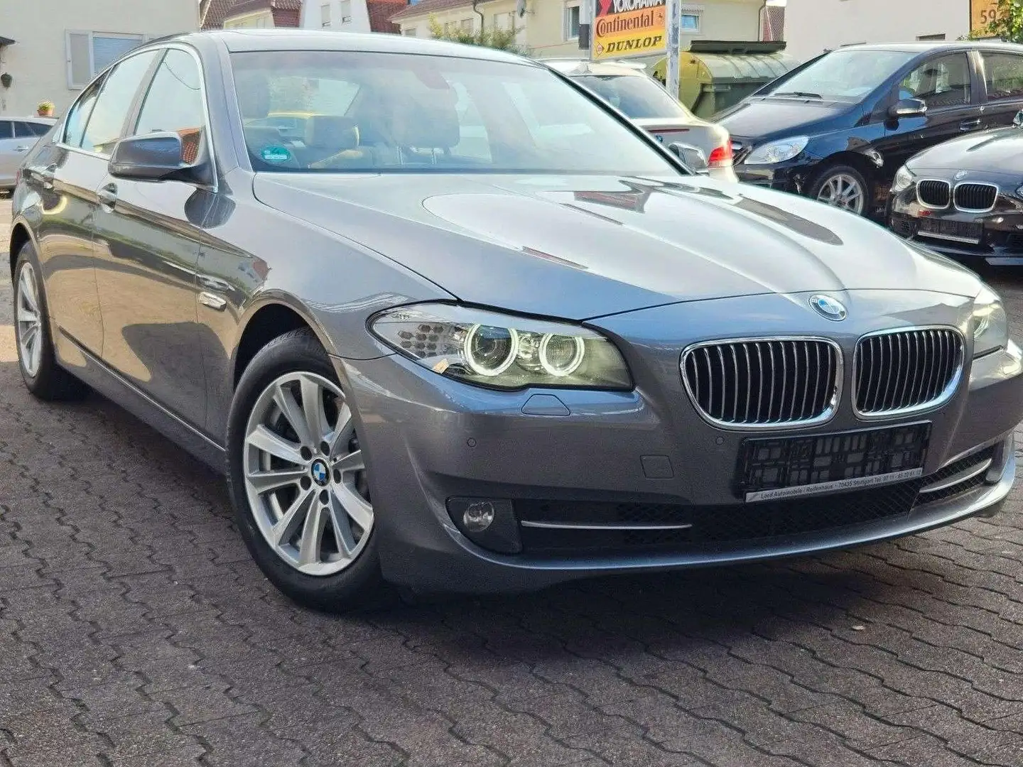 BMW 528 i  Lim. 6-Zylinder-Navi-Leder Grau-1.Hand Grau - 2