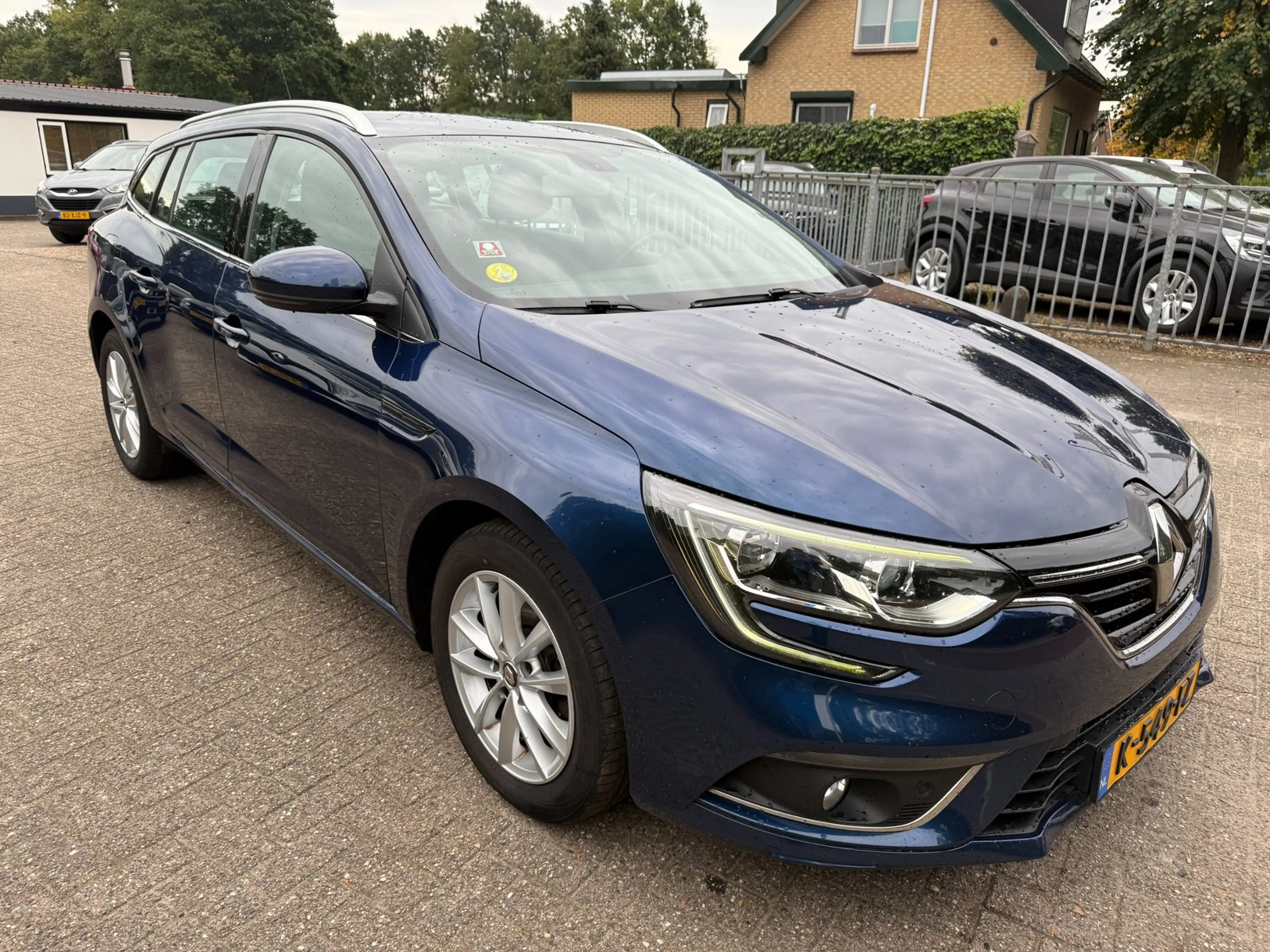 Renault Megane Estate 1.5 Blue dCi Limited ECC NAVI LMV CRUISE PD — photo 2