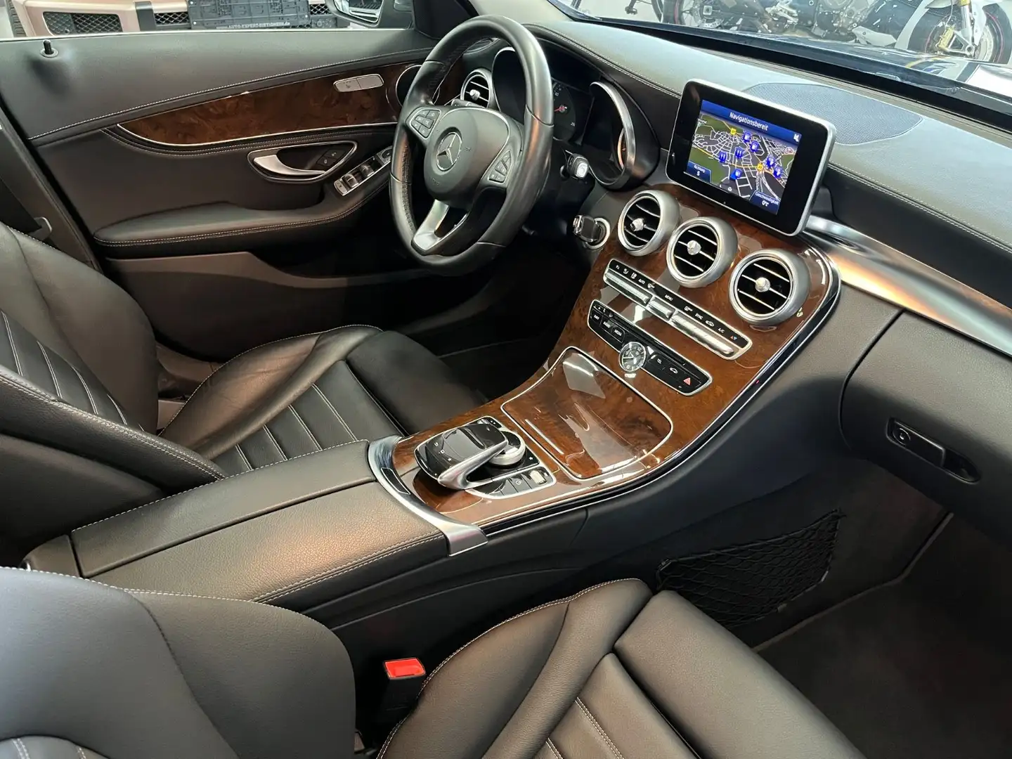 Mercedes-Benz C 200 Lim. Exclusive/Navi/LED/Kamera/Glasdach Grijs - 2