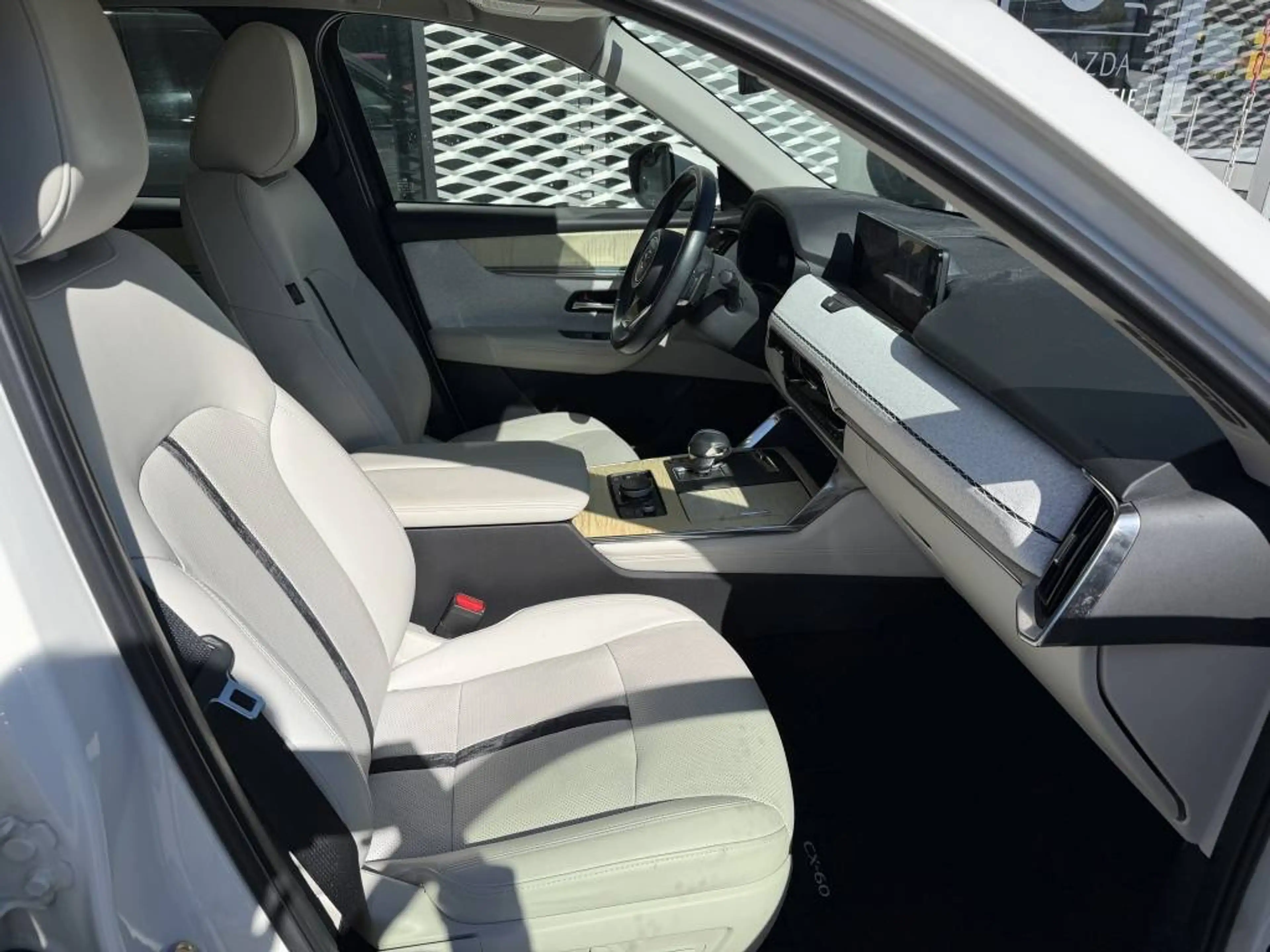 Mazda CX-60 PHEV Plug-in-Hybrid Benziner Allrad AWD Automatik Takumi Matrix-LED Leder Garantie — photo 8