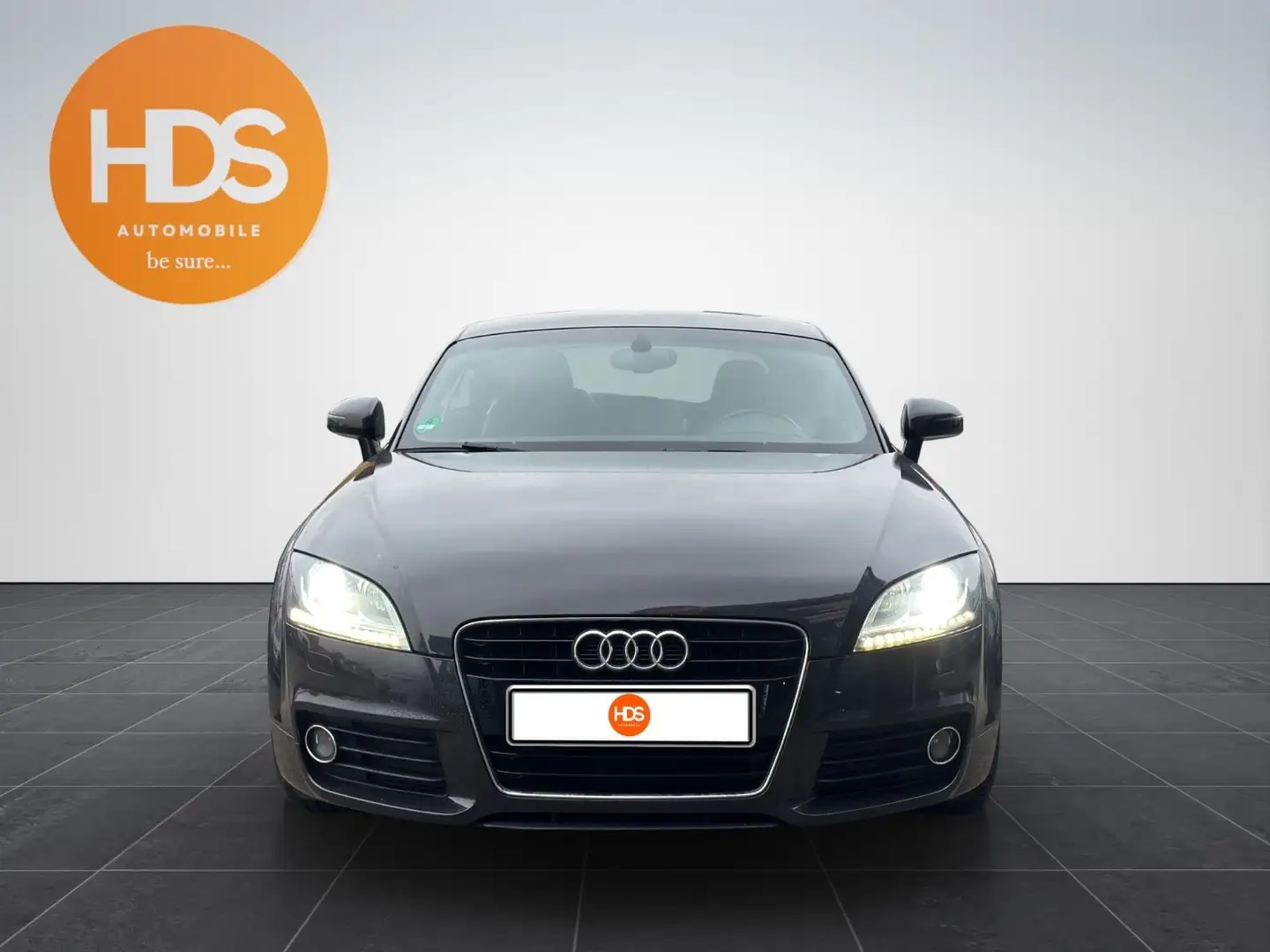 Audi TT Coupe/Roadster 2.0 TFSI Coupe Grau - 2