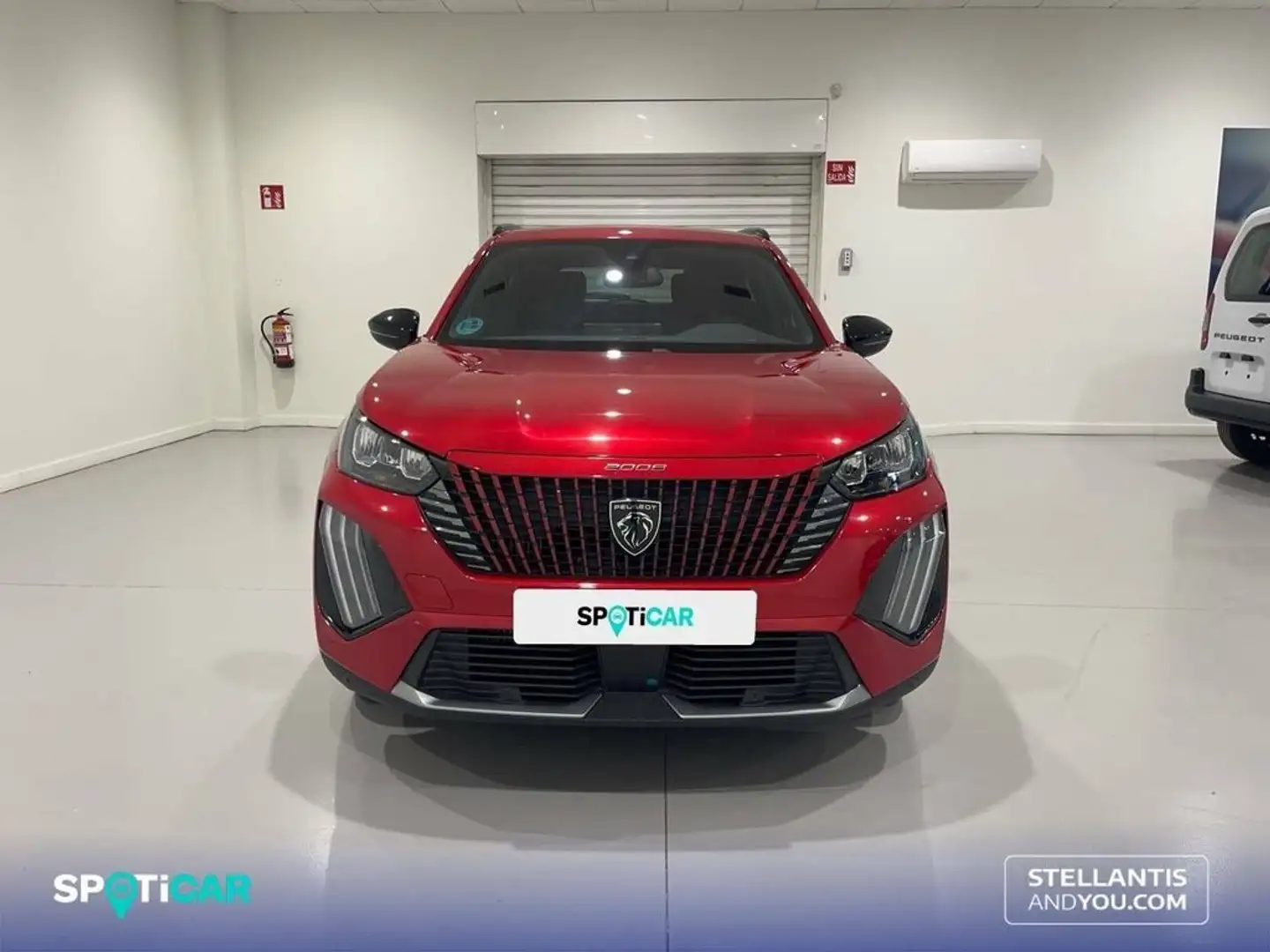 Peugeot 2008 1.2 PureTech S&S Allure 100 Rouge - 2