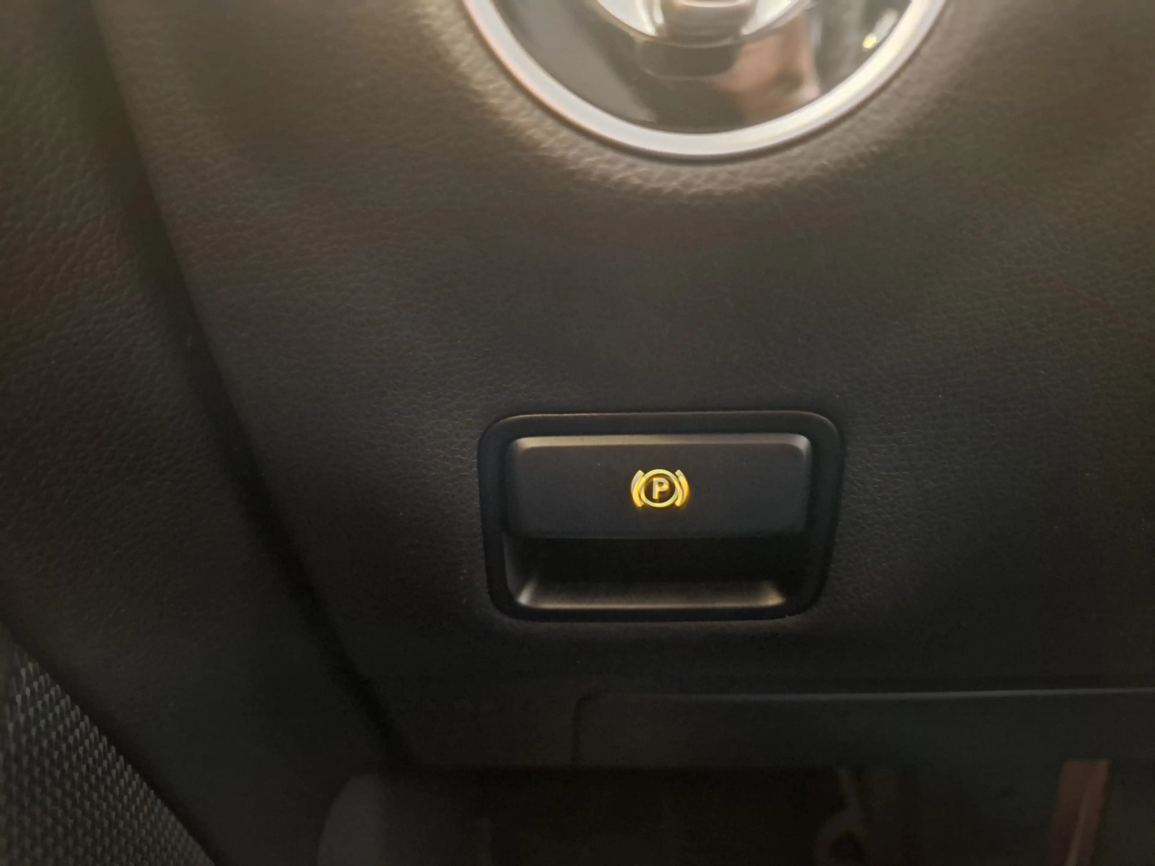 Mercedes-Benz GLA 200 Edition 1 Automaat Navi Xenon Leder Mooi! — photo 14