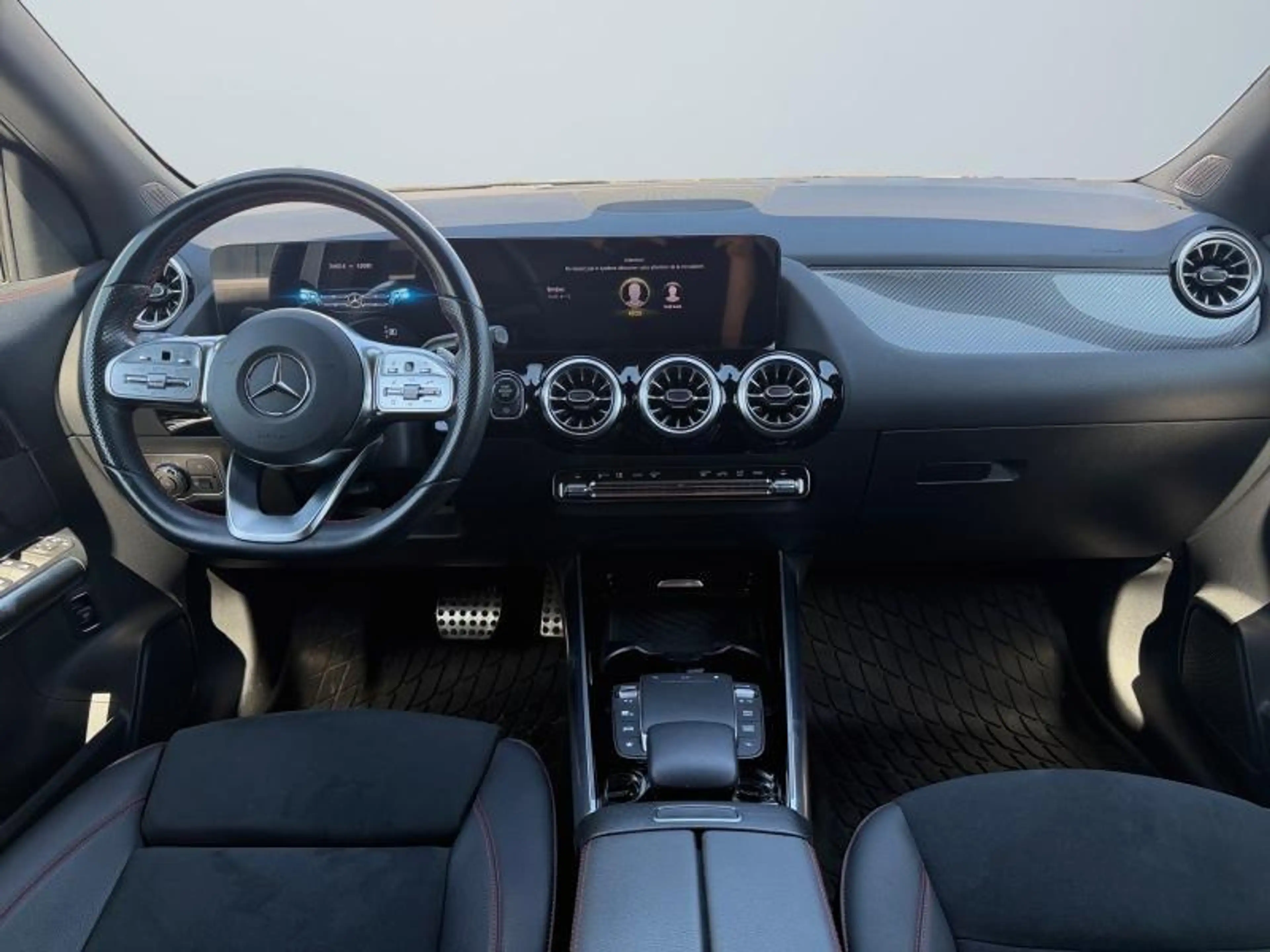 Mercedes-Benz GLA 180 GLA 180D 116cv | pack amg | camera arr | bluetooth — photo 13