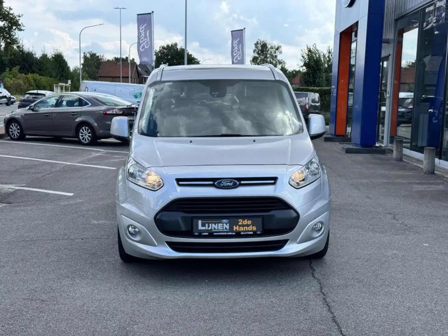 Ford Tourneo Connect Titanium - Manueel Argent - 2