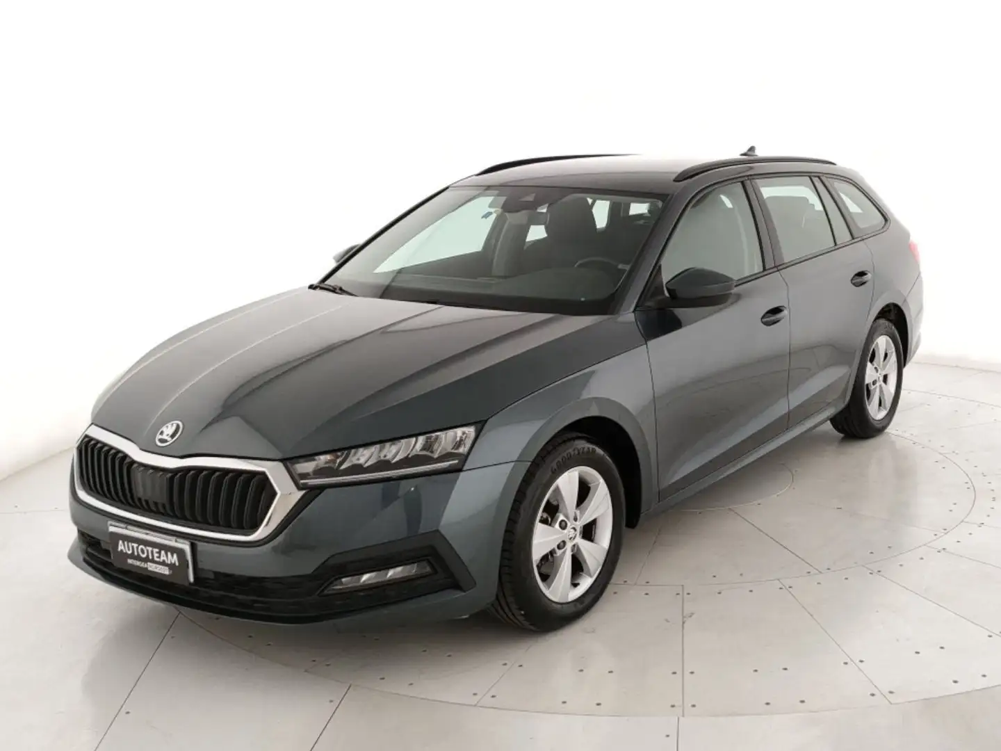 Skoda Octavia Wagon 2.0 tdi evo Executive 150cv dsg Grigio - 1