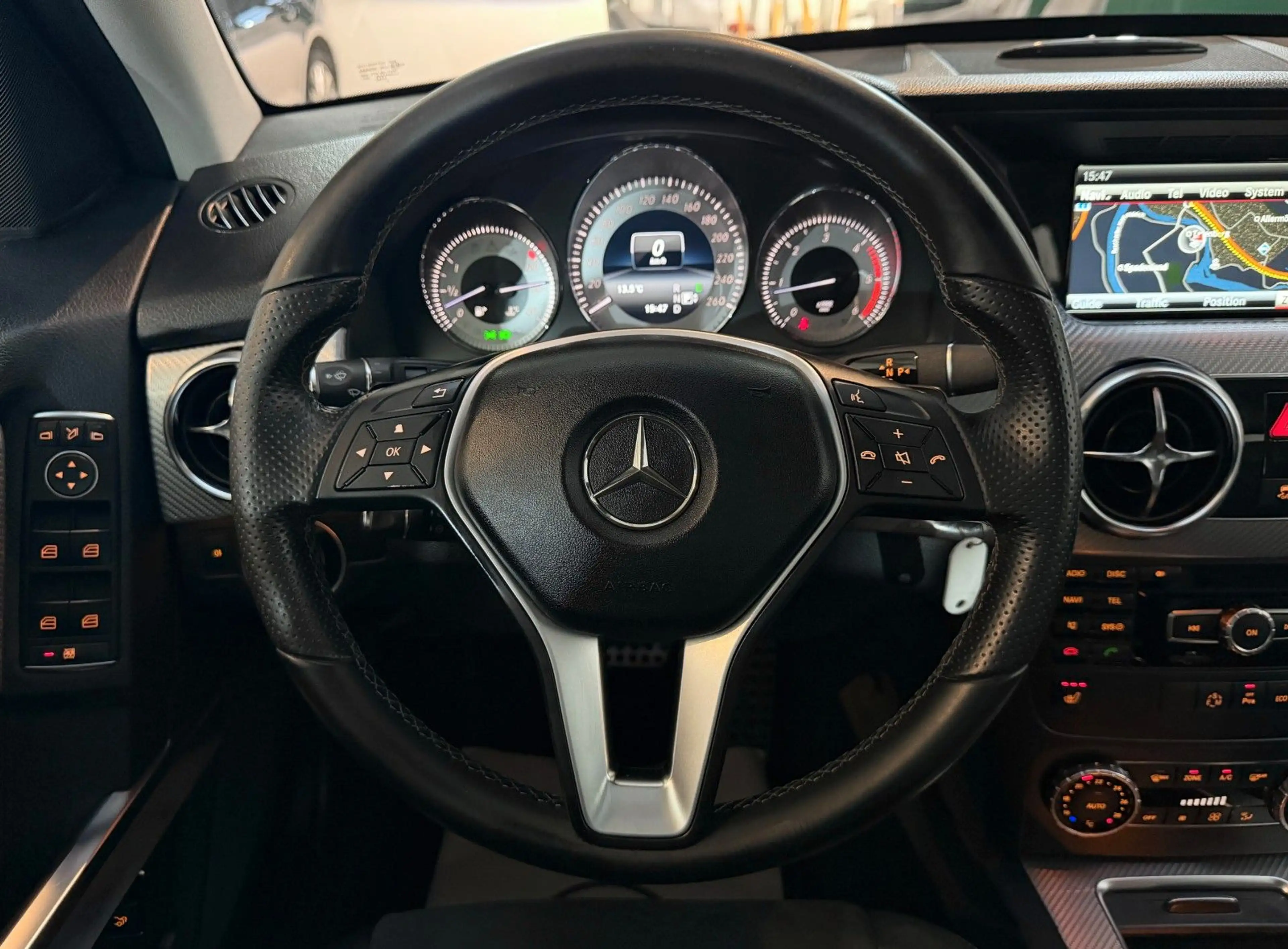 Mercedes-Benz GLK 250 CDI BlueTEC 4MATIC 7G-TRONIC AHK/204PS — photo 11