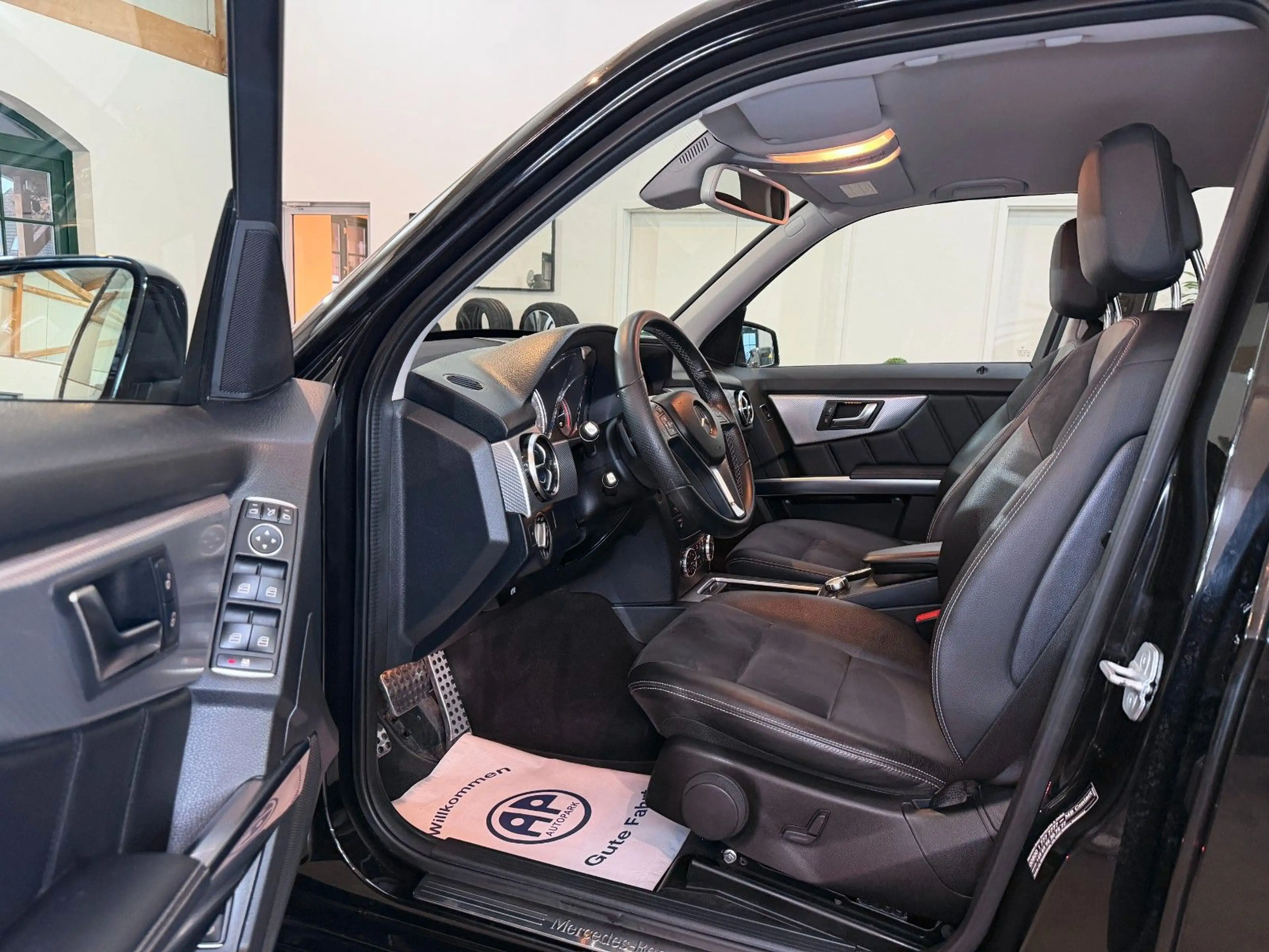 Mercedes-Benz GLK 250 CDI BlueTEC 4MATIC 7G-TRONIC AHK/204PS — photo 8