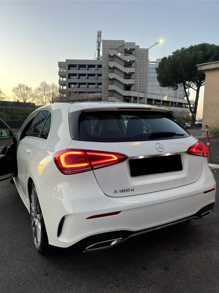 Mercedes-Benz A 180