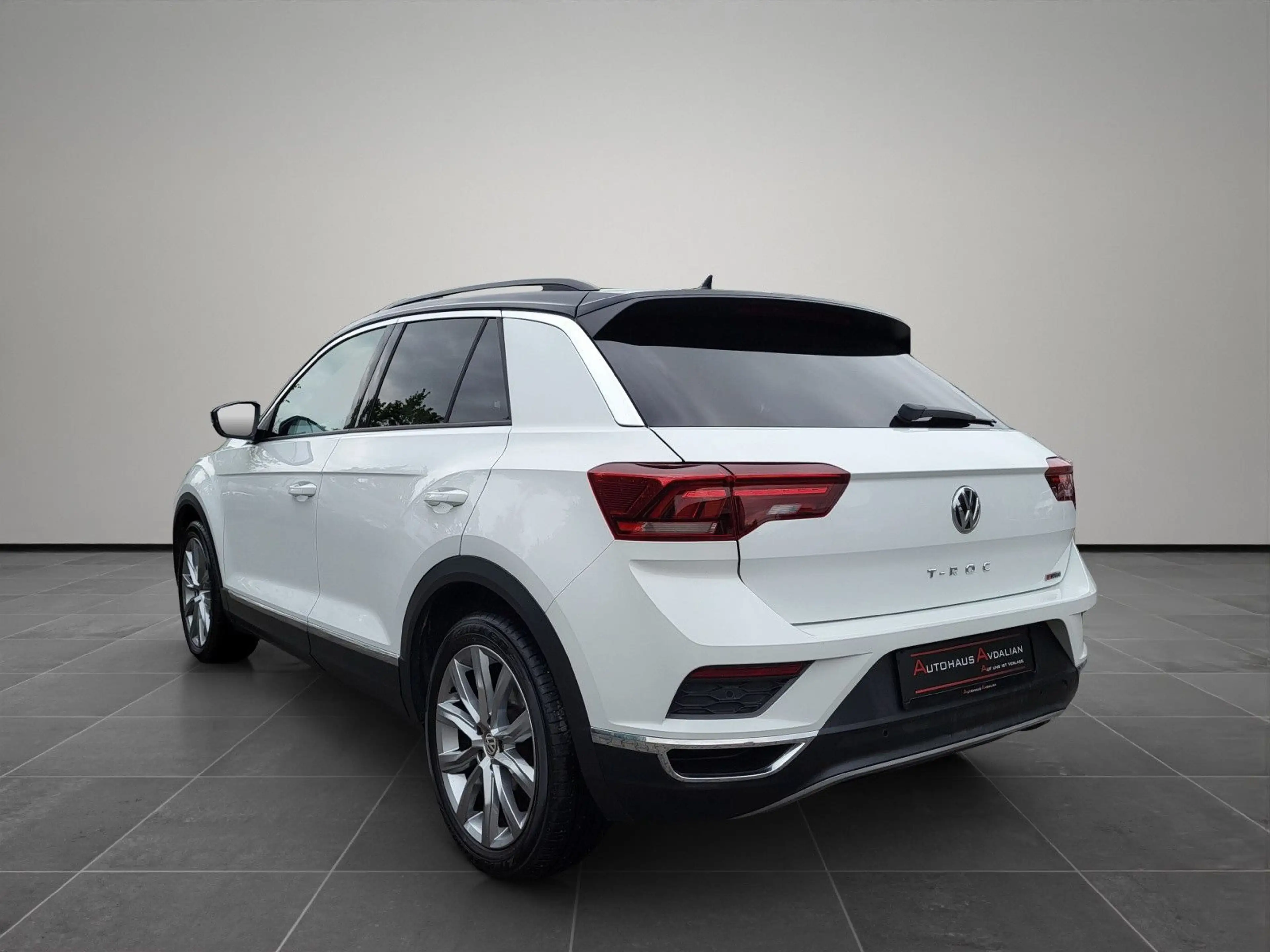 Volkswagen T-Roc 2.0 TDI Sport 4Motion AHK|ACC|LED|SHZ|18" — photo 3