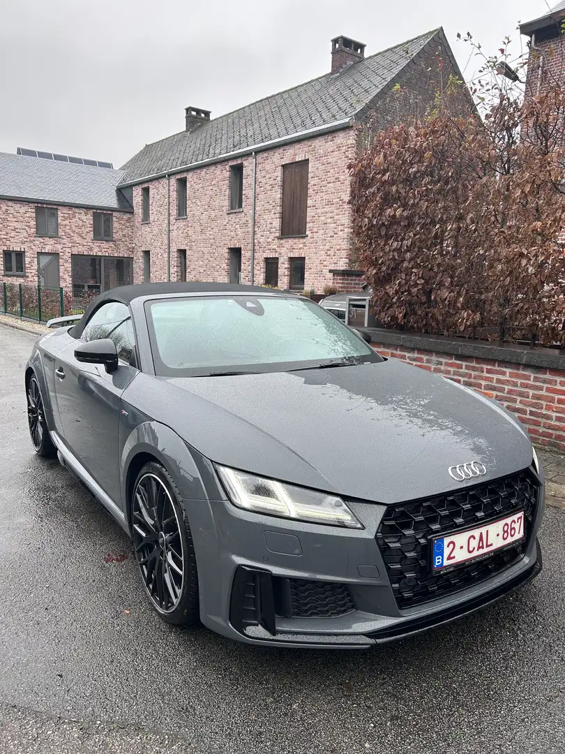 Audi TT Roadster 40 TFSI S tronic Grijs - 1