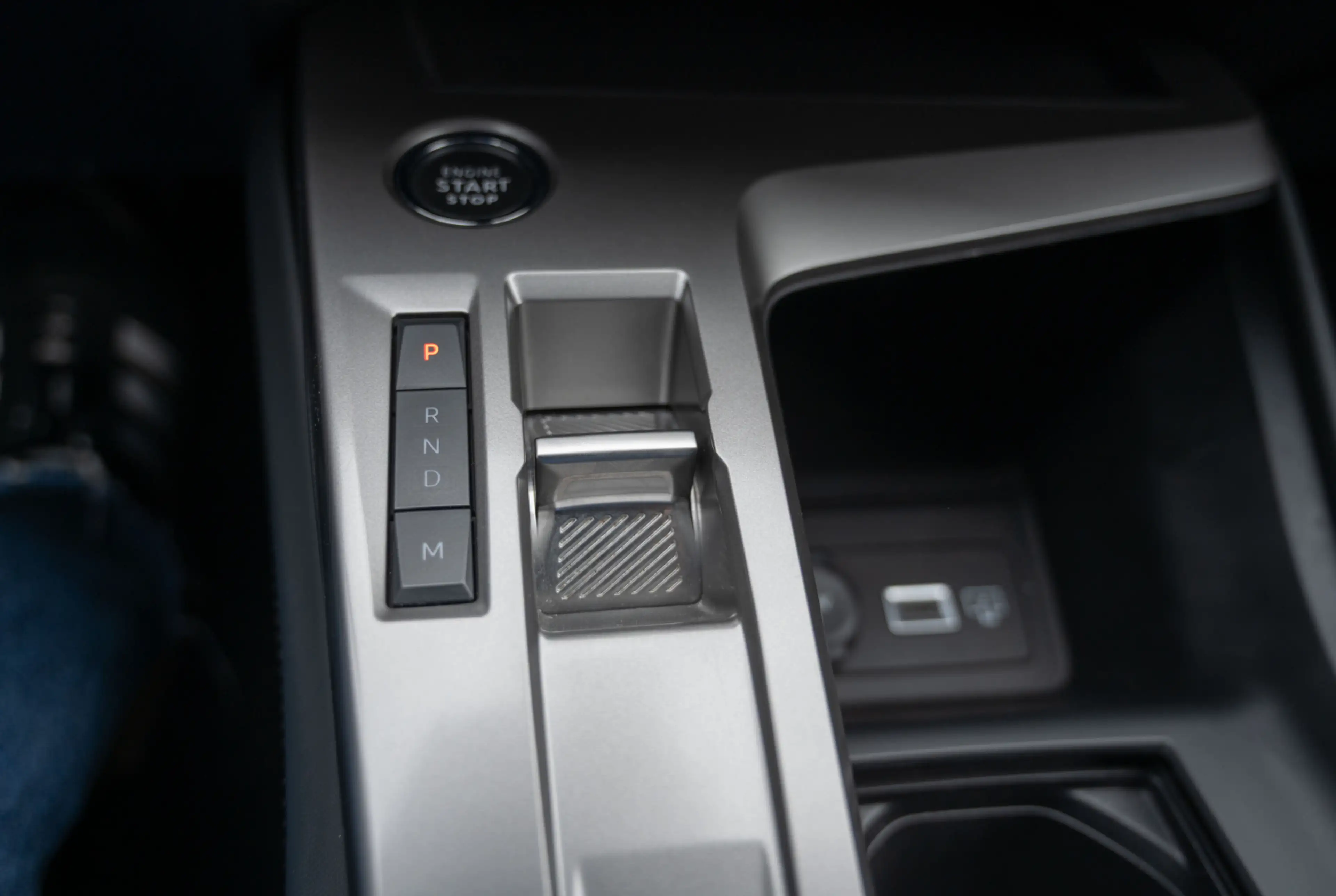 Peugeot 308 SW Allure 1.5 BlueHDi 130 EAT8 *KOMFORT-PAKET*WINTER-PAKET* — photo 10