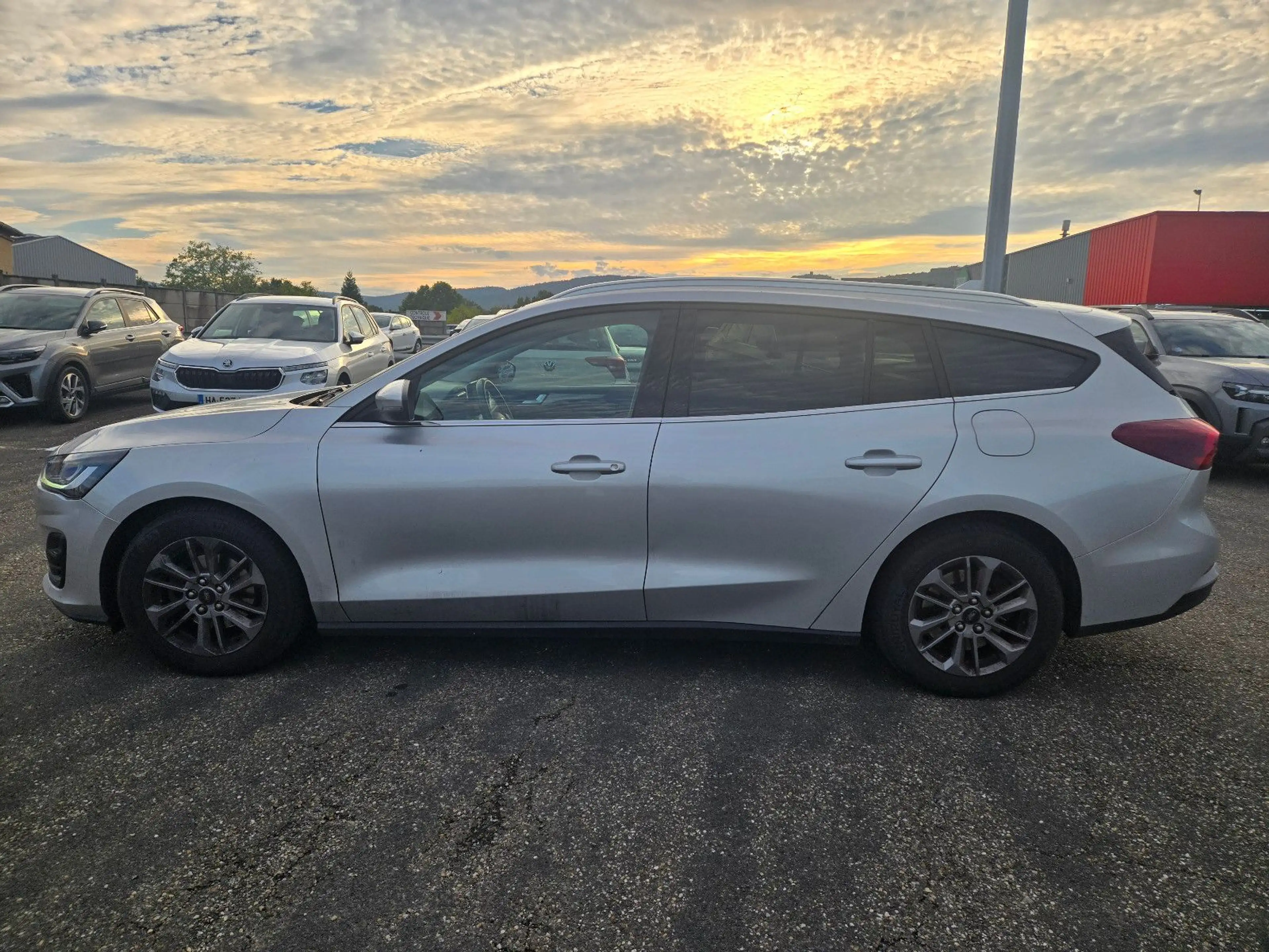 Ford Focus Titanium X 1.0 Benzin Automatik Klima Navi — photo 7