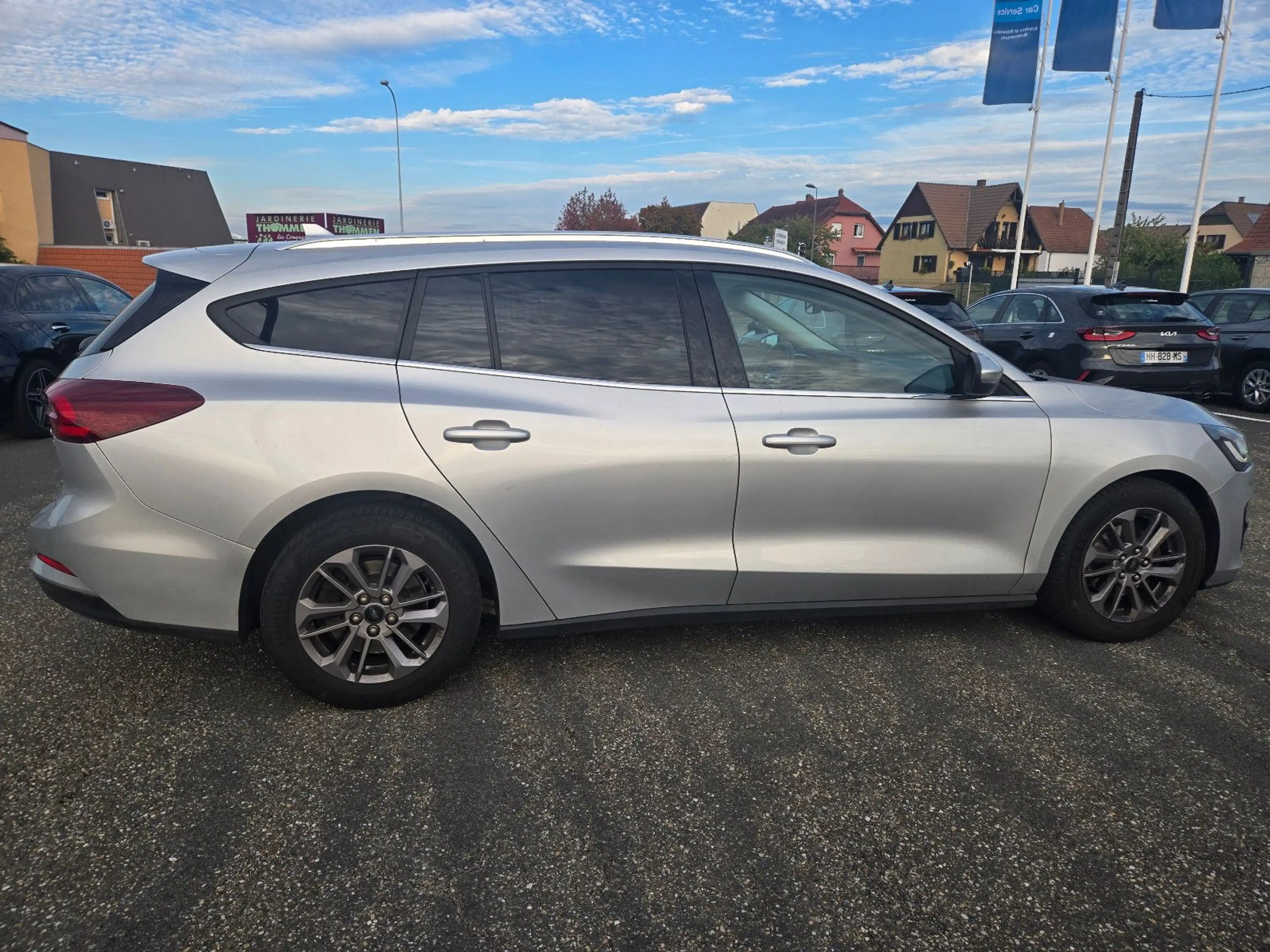Ford Focus Titanium X 1.0 Benzin Automatik Klima Navi — photo 8