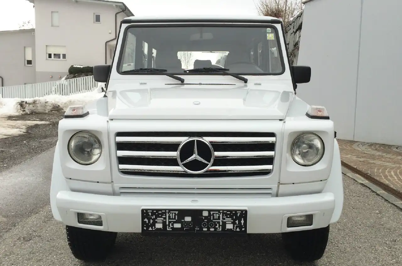 Mercedes-Benz G 300