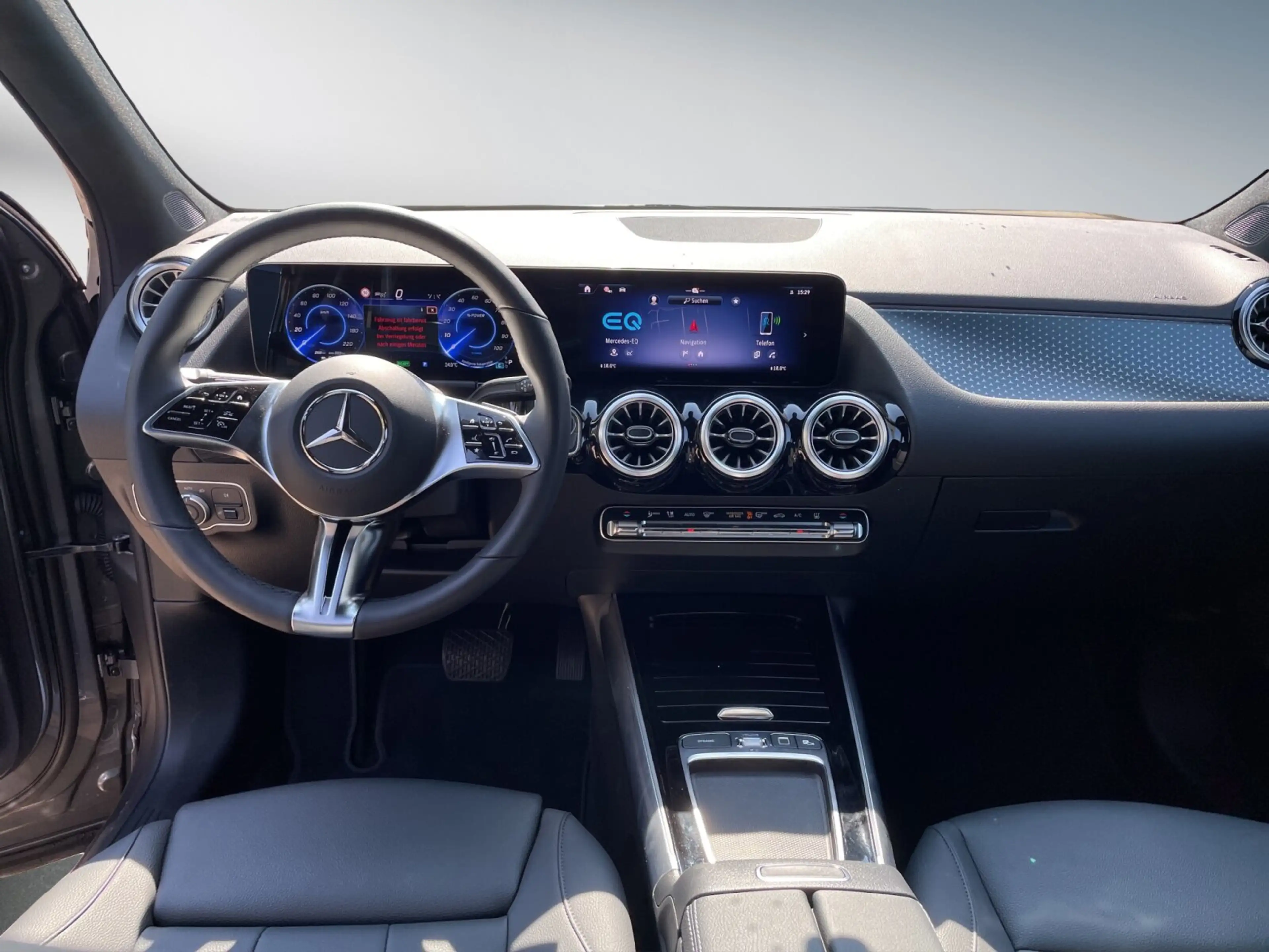 Mercedes-Benz EQA 300 EQA 300 4M Advanced+ AHK*DISTRO*WINTER-P*TOTWI* — photo 15