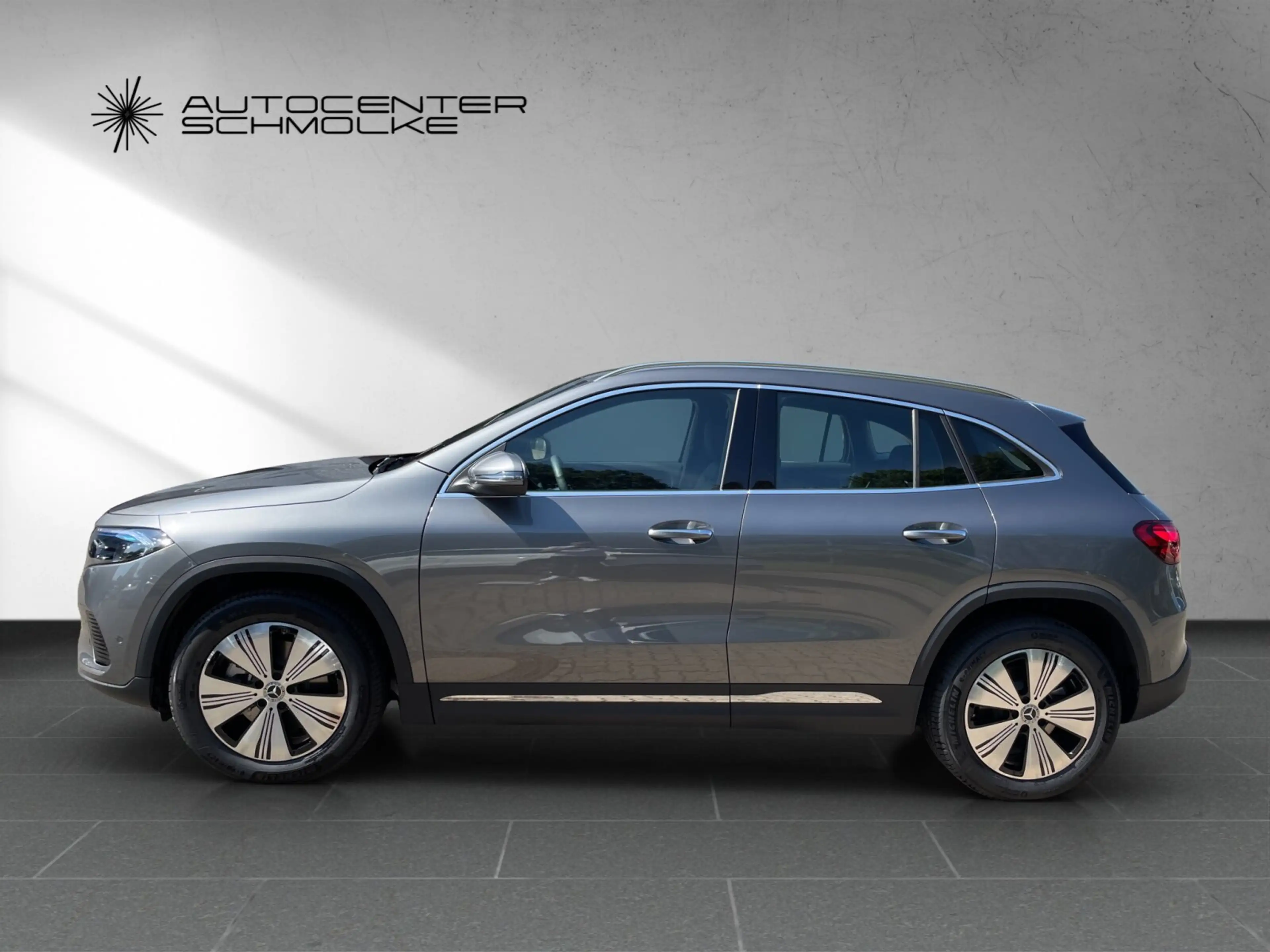 Mercedes-Benz EQA 300 EQA 300 4M Advanced+ AHK*DISTRO*WINTER-P*TOTWI* — photo 3