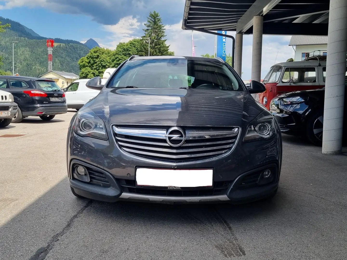 Opel Insignia Country Tourer 2,0 CDTI Ecotec Allrad Start/Stop Grau - 1