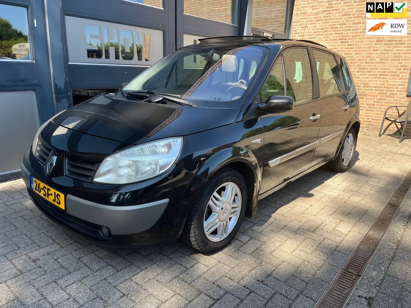 Renault Scenic 1.6-16V Privilège Luxe Noir - 1