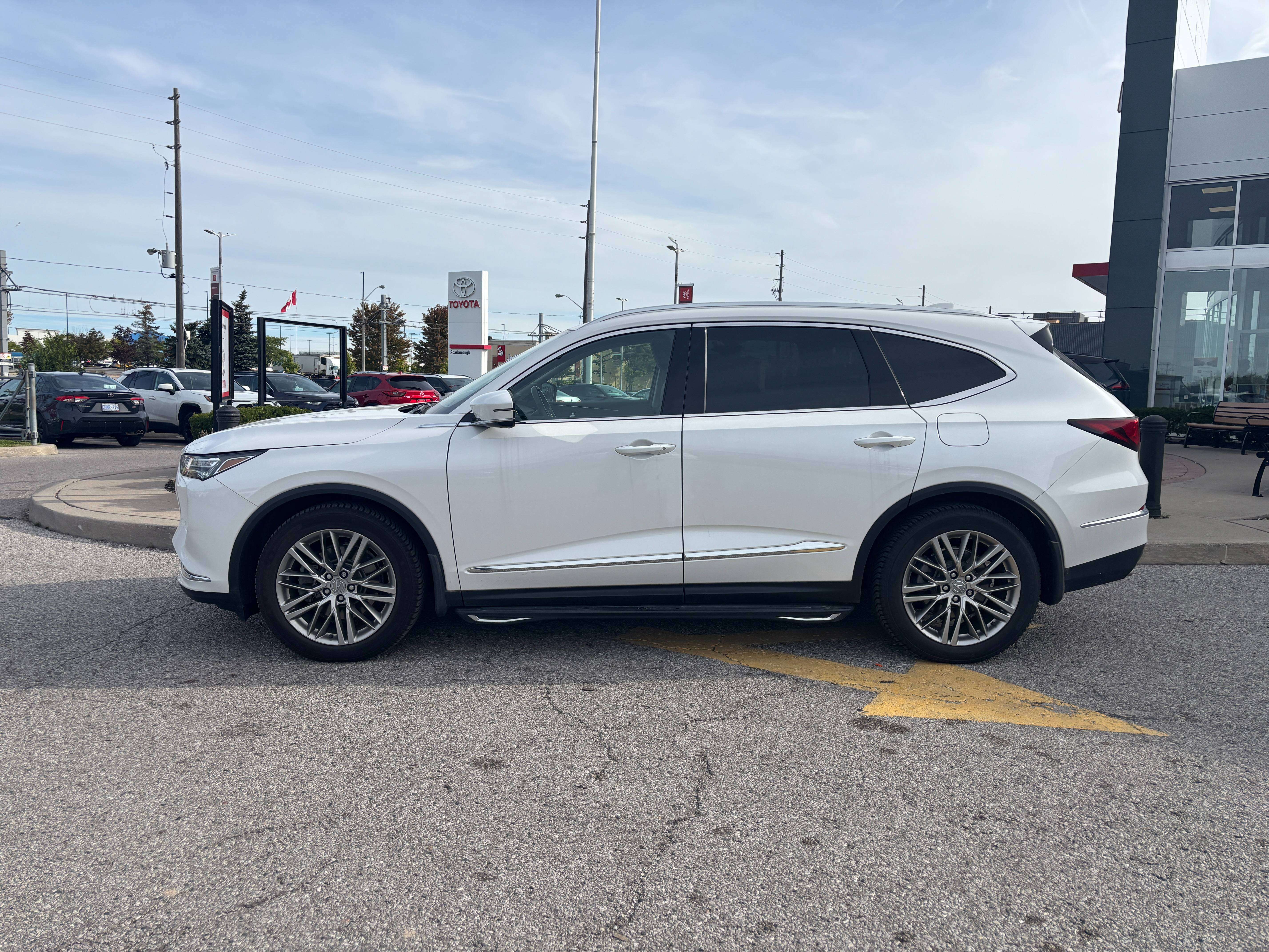 used 2023 Acura MDX car