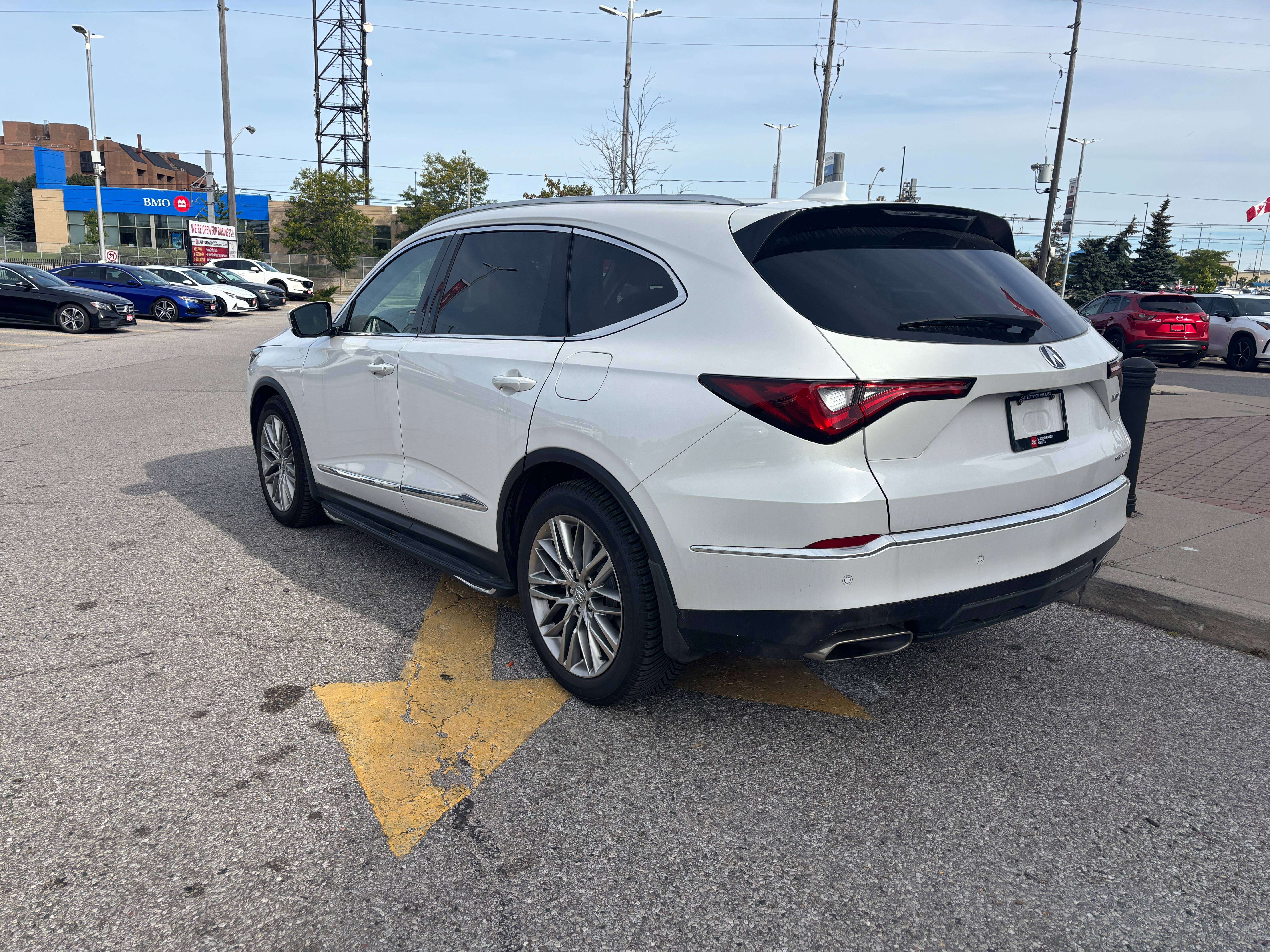used 2023 Acura MDX car