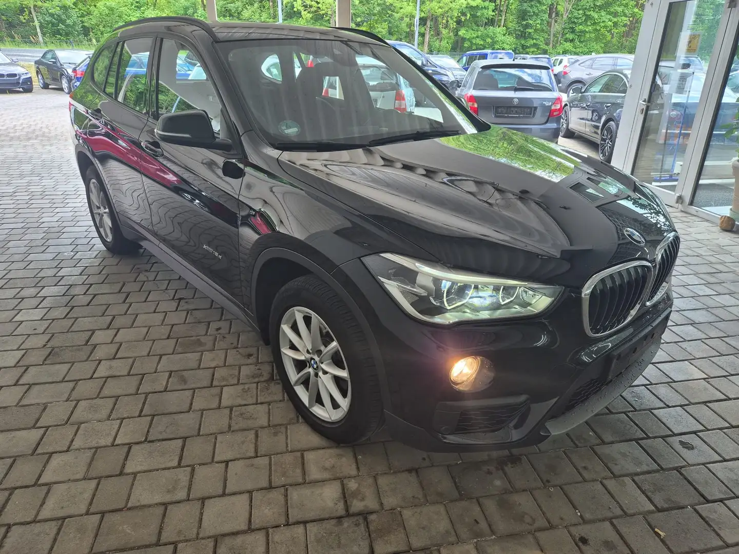 BMW X1 xDrive 18 d Advantage lückenlos BMW Service Noir - 1