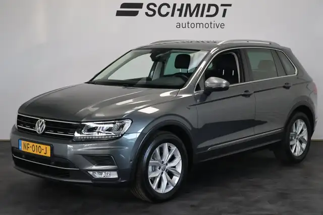 Volkswagen Tiguan 1.4 TSI ACT Highline DSG | Trekhaak | Leder | ACC