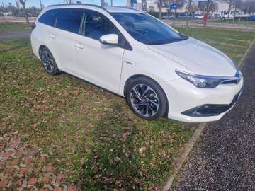 Touring Sports 1.8h Lounge cvt