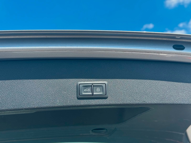 Audi Q2 35 TFSI advanced SHZ/PDC/TEMPO/CARPLAY — photo 12