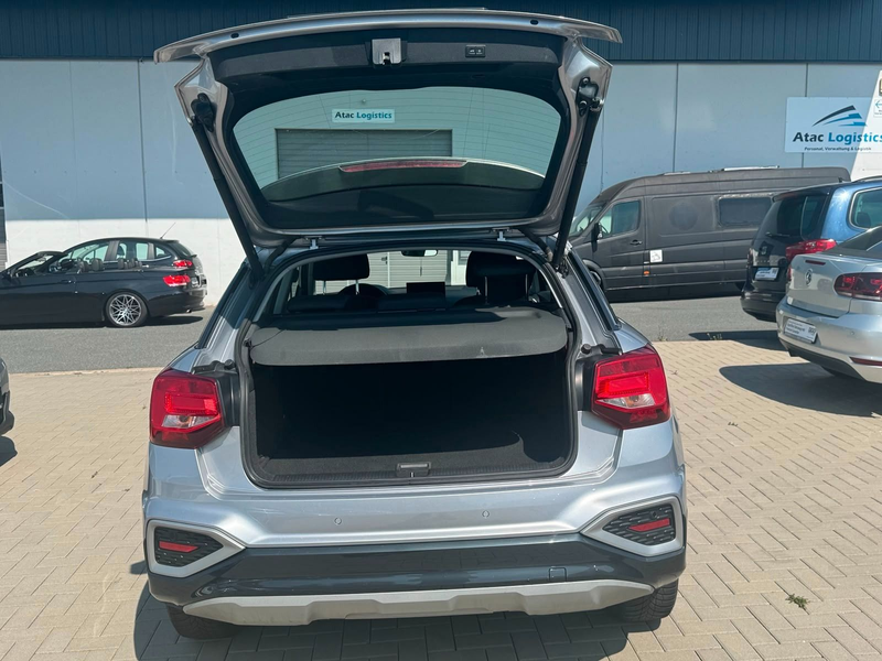 Audi Q2 35 TFSI advanced SHZ/PDC/TEMPO/CARPLAY — photo 11