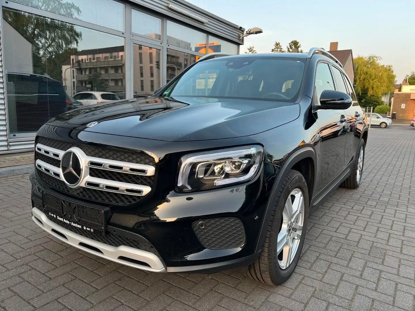 Mercedes-Benz GLB 220 GLB -Klasse GLB 220 d / 7-Sitzer Negru - 1