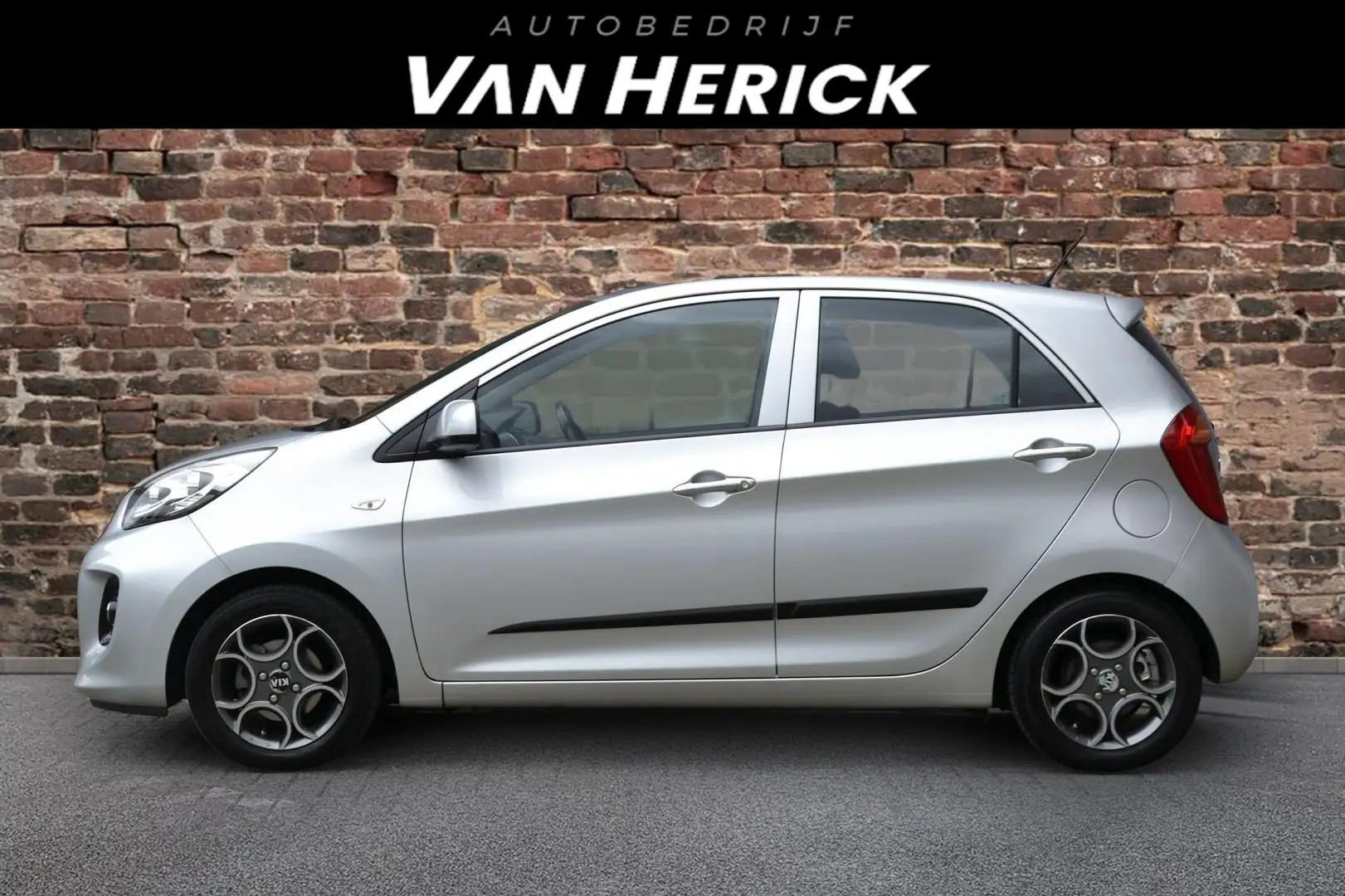 Kia Picanto 1.2 CVVT DynamicLine 5-Deurs | Cruise | Clima | LM Grey - 2