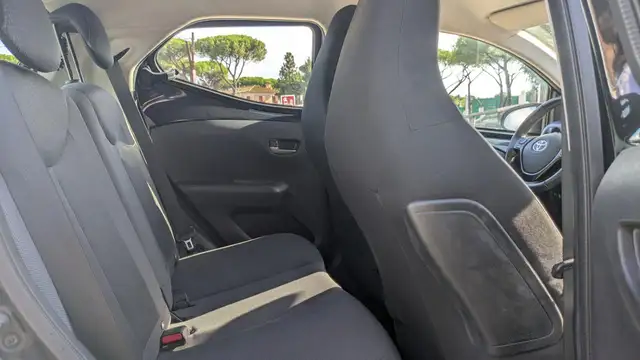 Toyota Aygo view 12