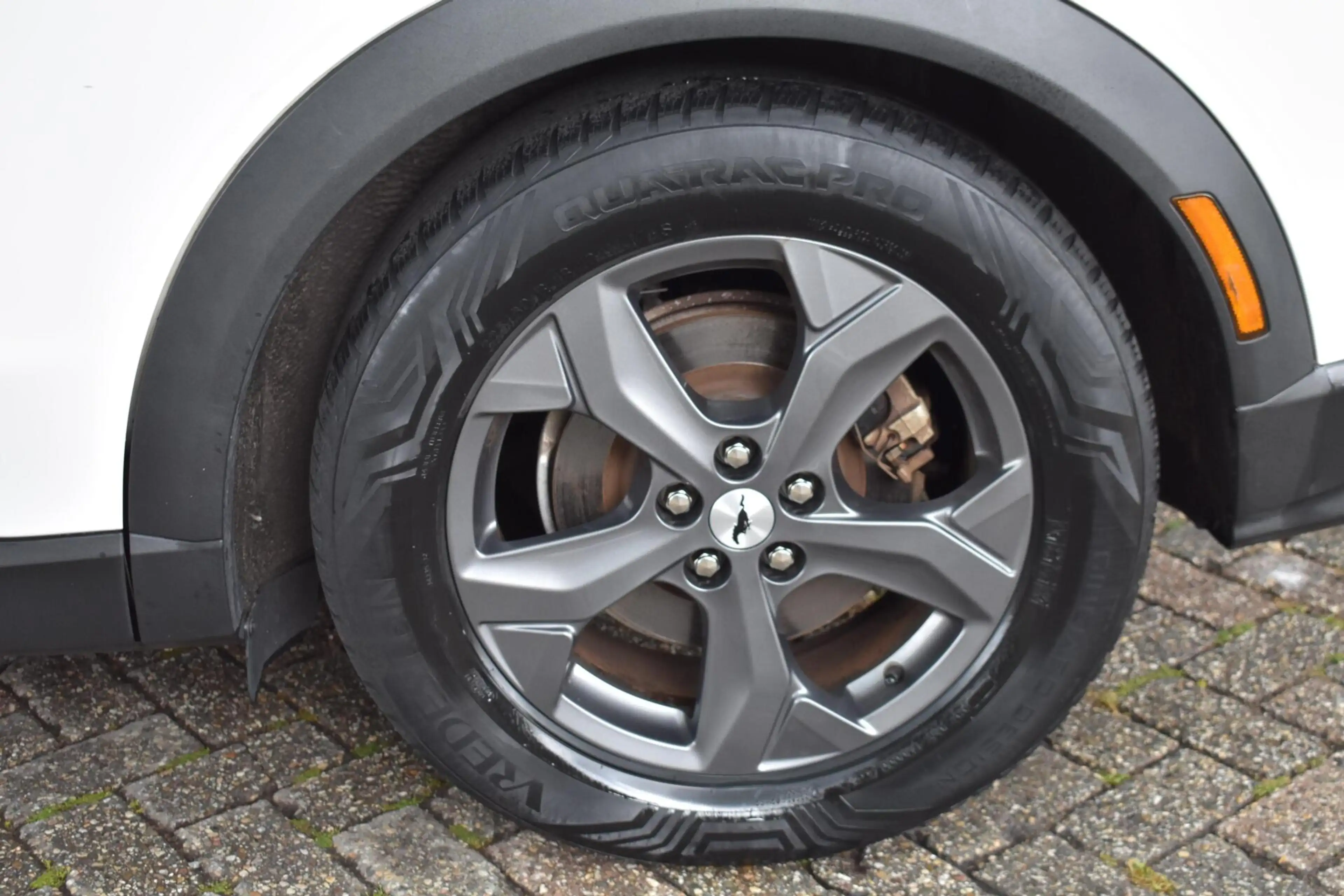Ford Mustang Mach-E RWD 75 kWh | Pano | Leder | B&O| Winterpakket | — photo 5