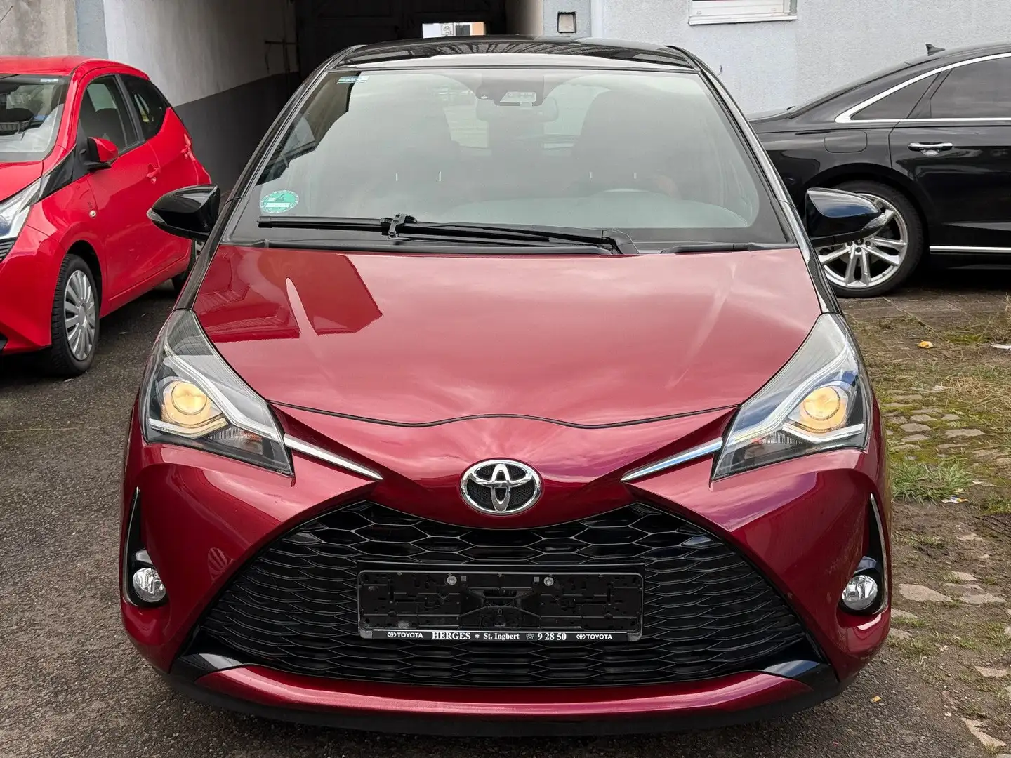 Toyota Yaris 1.5 Style Selection*Navi/Kamera/Bluetooth* Rot - 2
