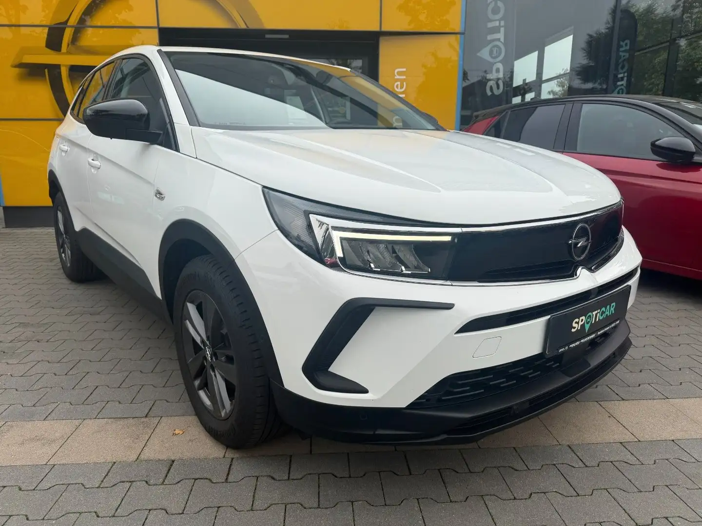 Opel Grandland X Grandland Bus. Edition 1.5 AT,AHK,RFK,TWW,SHz Zilver - 1