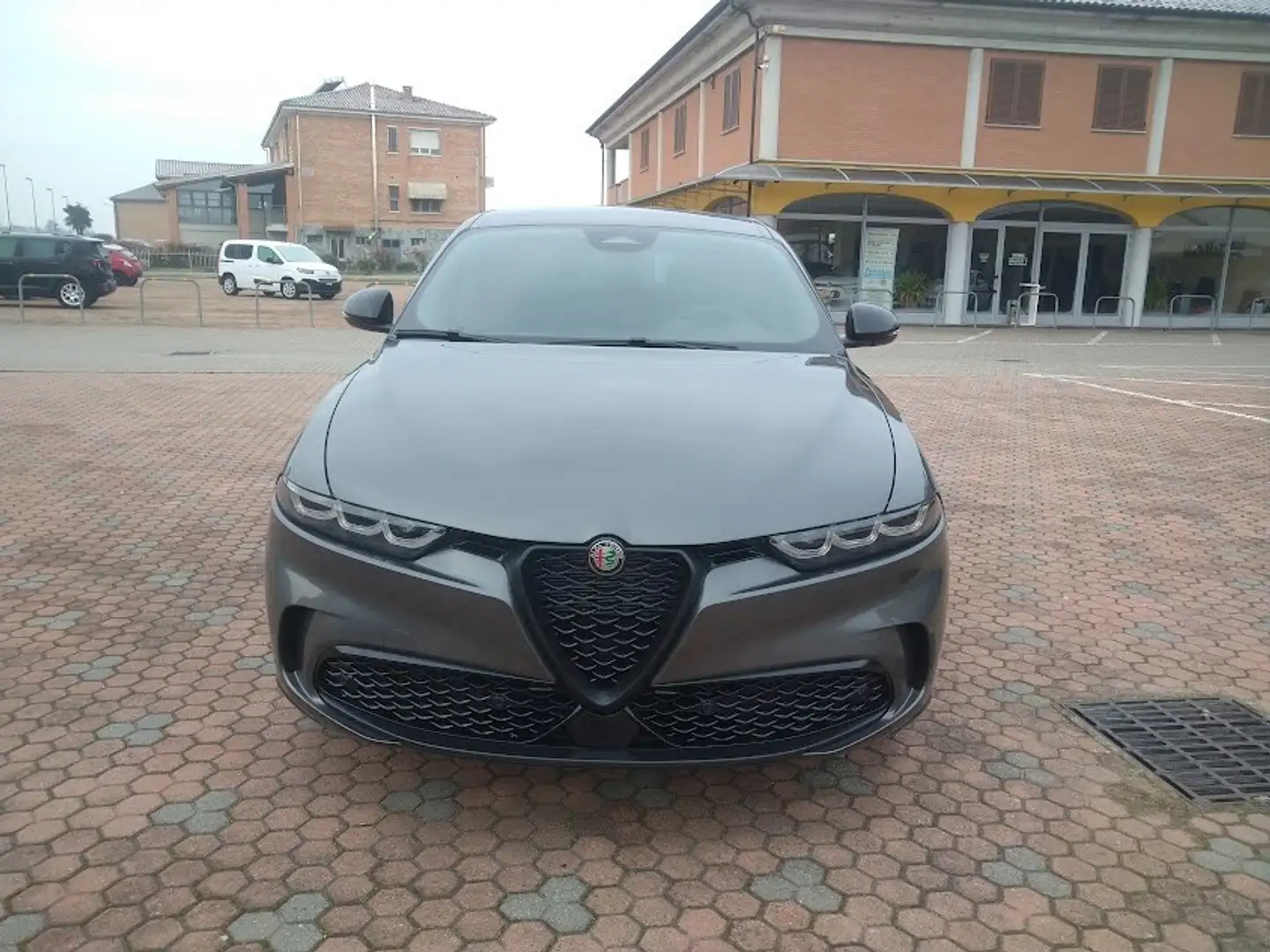 Alfa Romeo Tonale 1.6 diesel 130 CV TCT6 Veloce * SENZA VINCOLO DI F Gris - 2