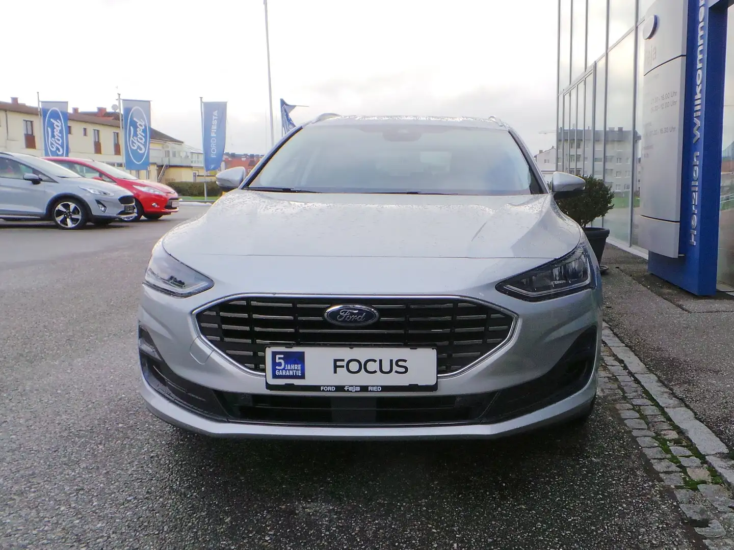 Ford Focus Titanium Turnier Silber - 2